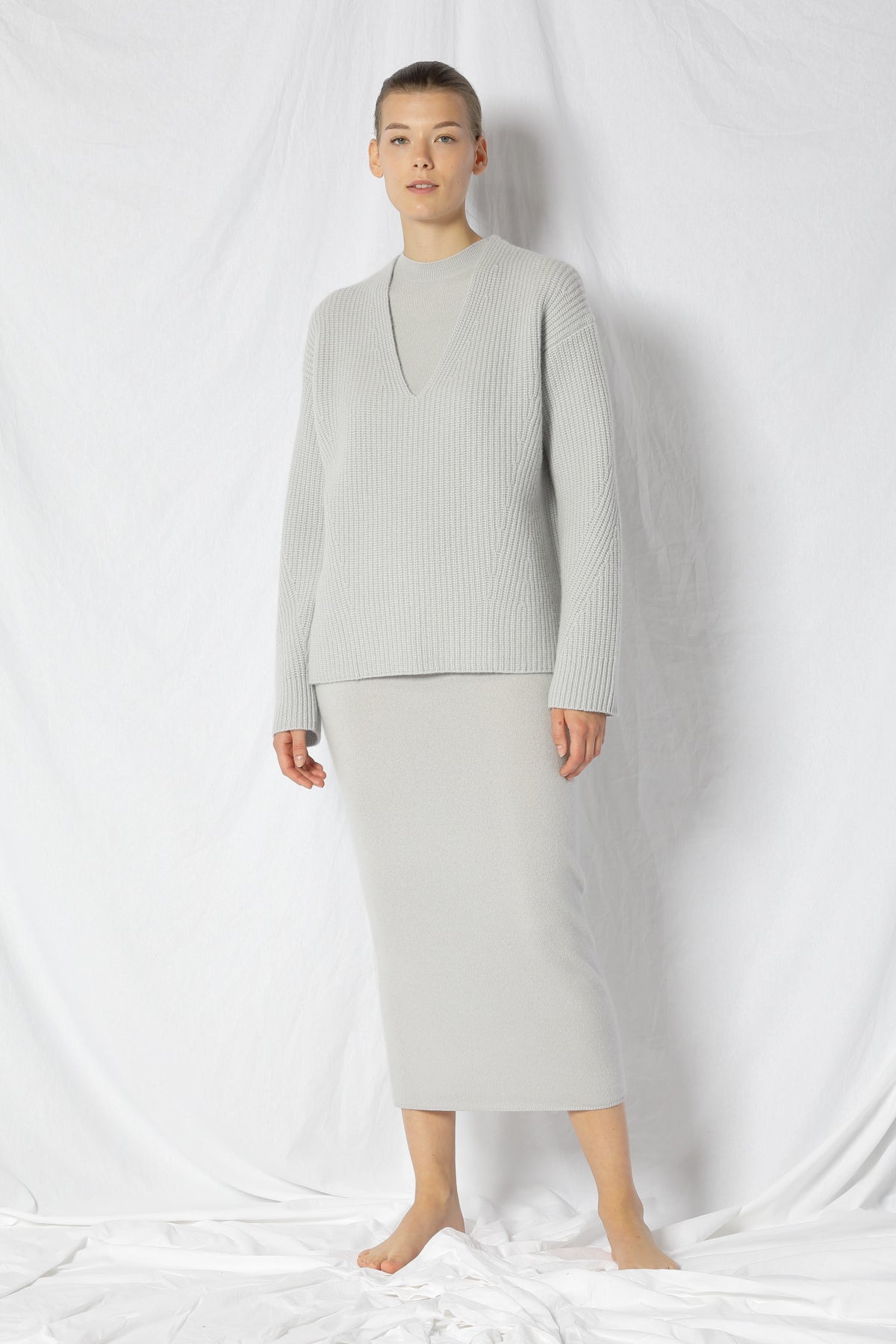 Pure Icon Rib V Jumper