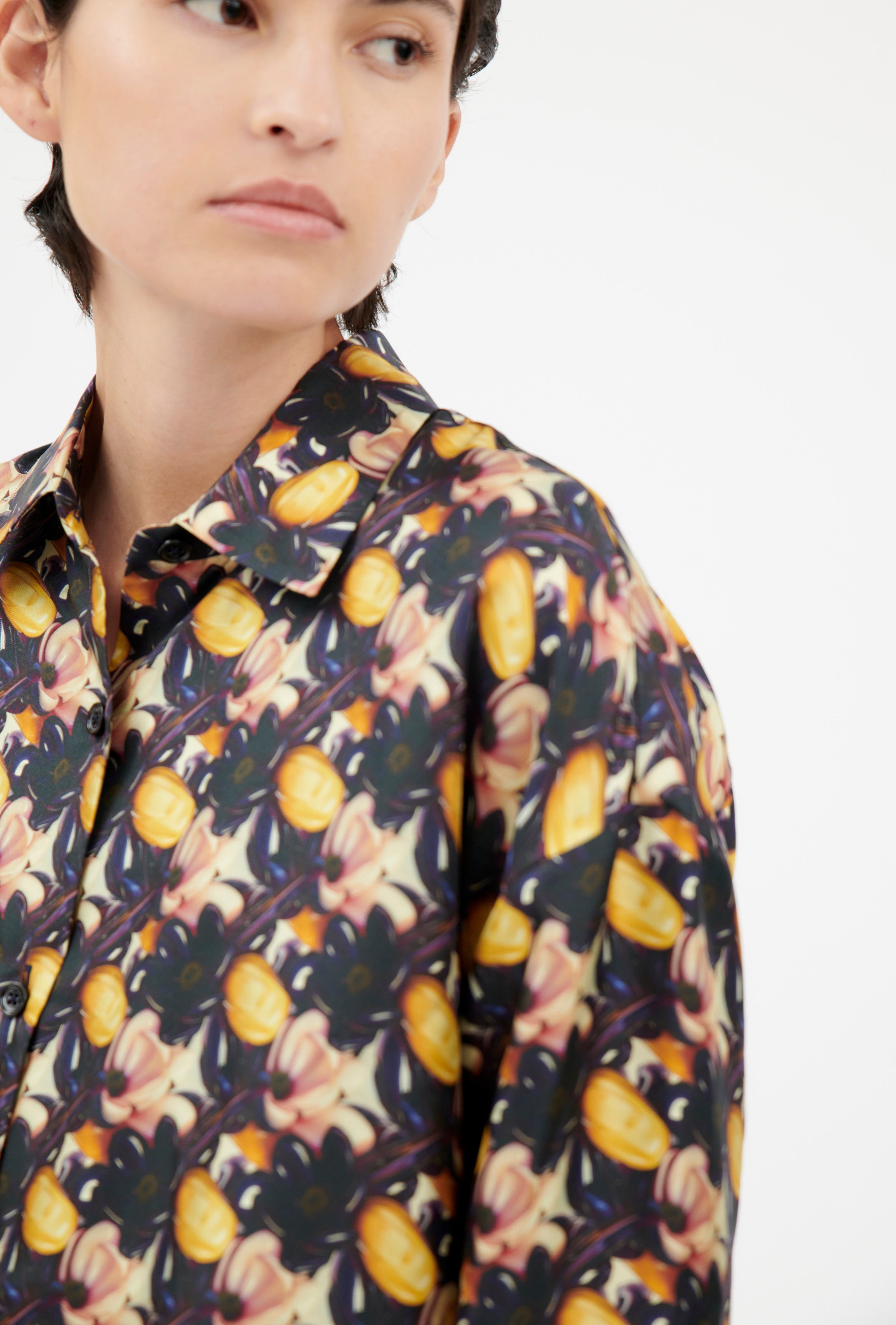 Magnolias & Buds Twill Bluse, Deep Purple