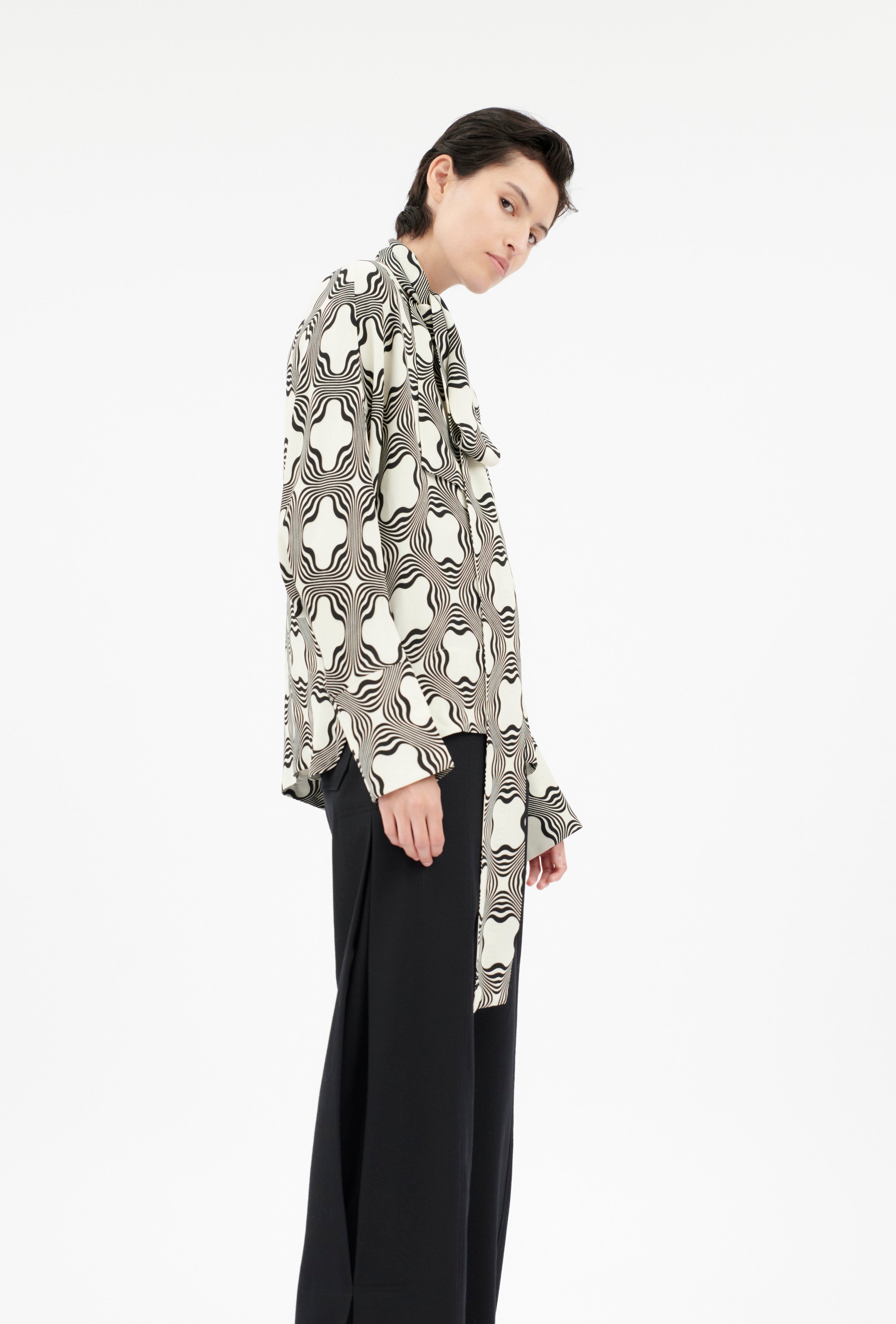 Sablé Bluse, Black White