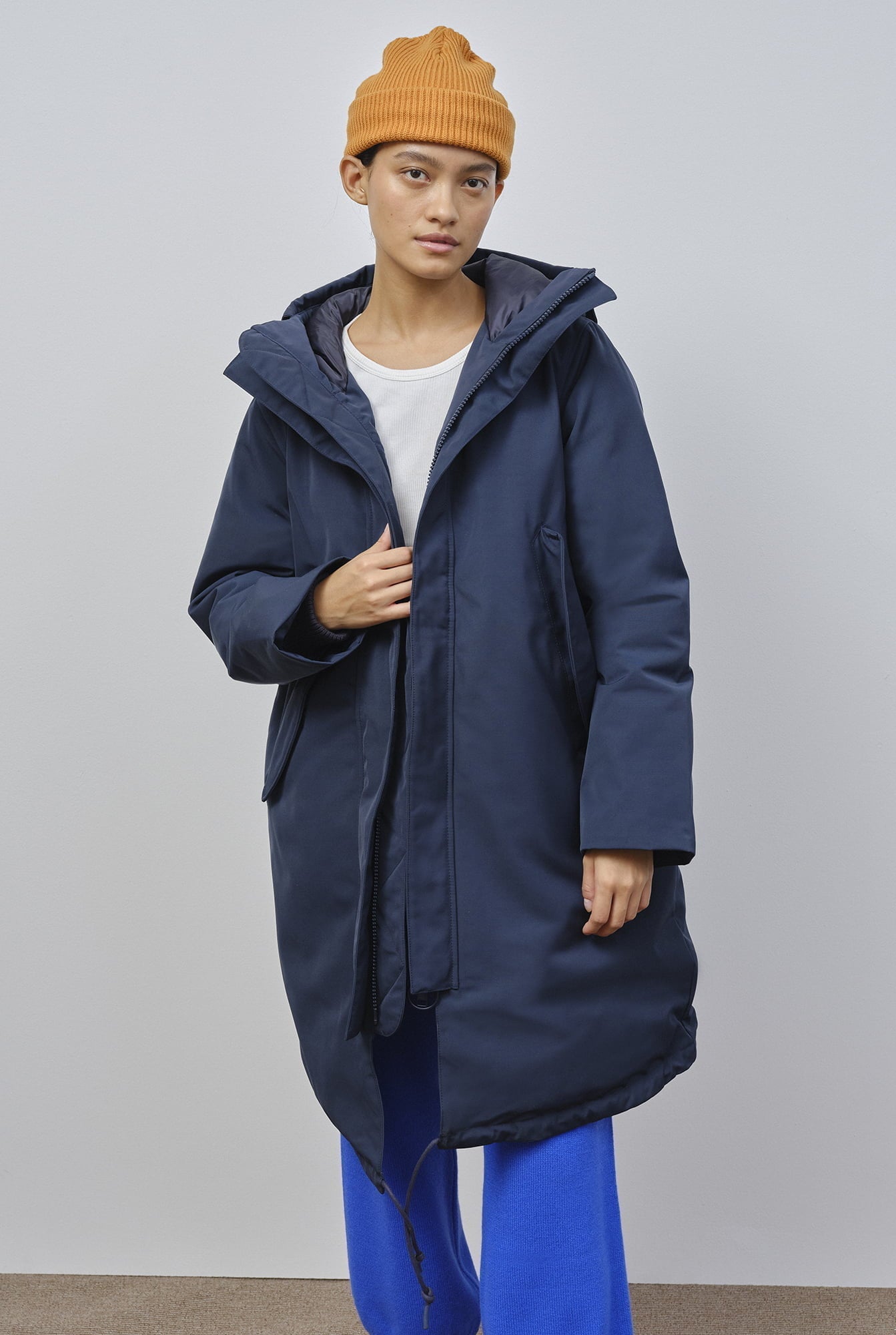 223-ALBURY-PARKA-DARK-NAVY-Embassy-of-Bricks-and-Logs-017.jpg