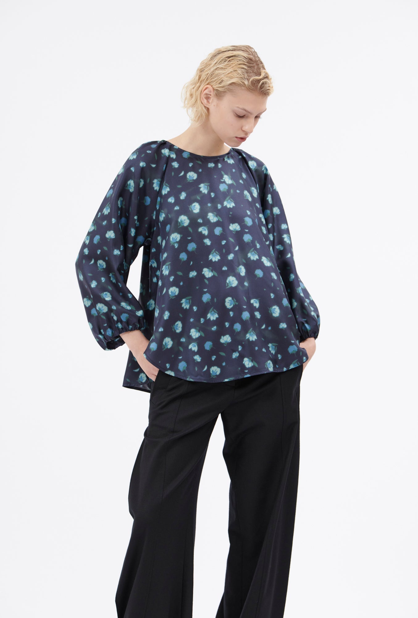 Midnight Flowers Bluse, Royal Peacock-Hemden & Blusen-Odeeh-OUTLET-34-Royal Peacock-ARCHIVIST-ARCHIVE-SALE