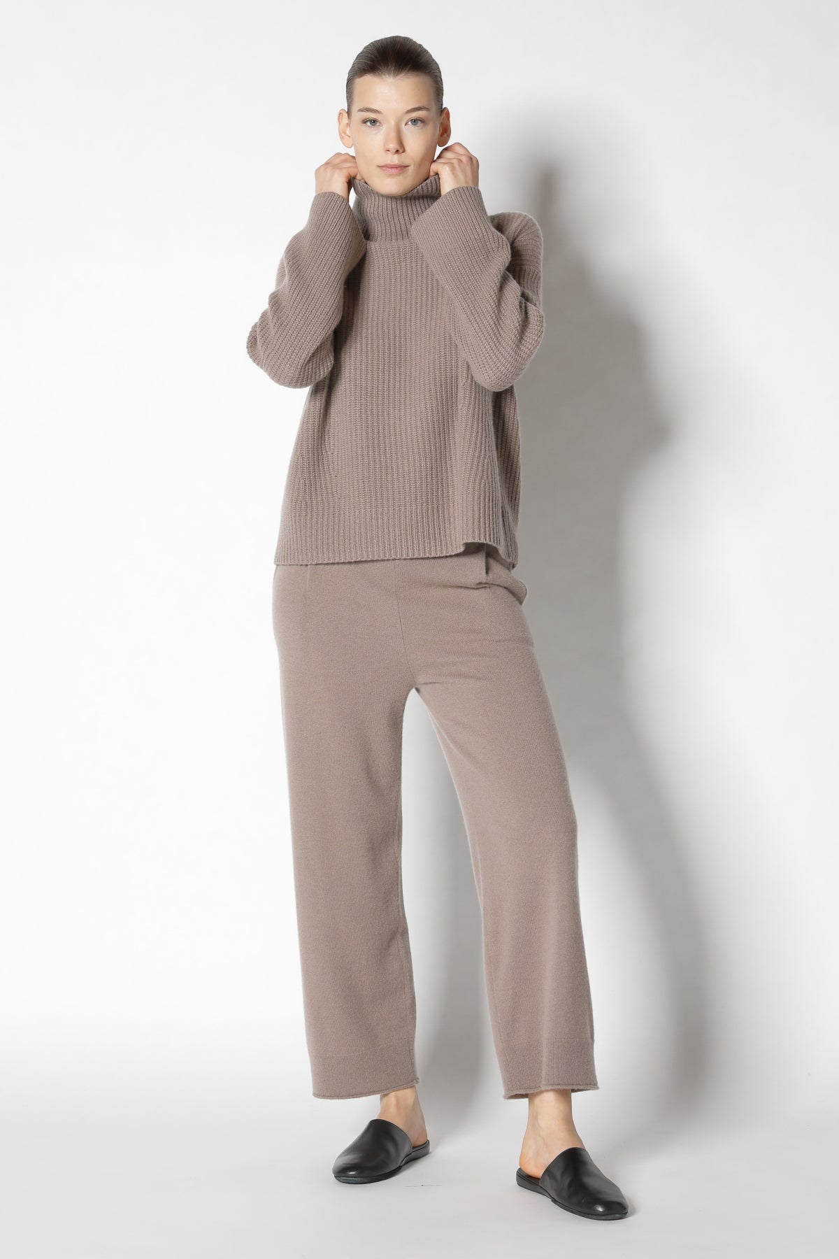 Pure Icon Rib Turtle Jumper