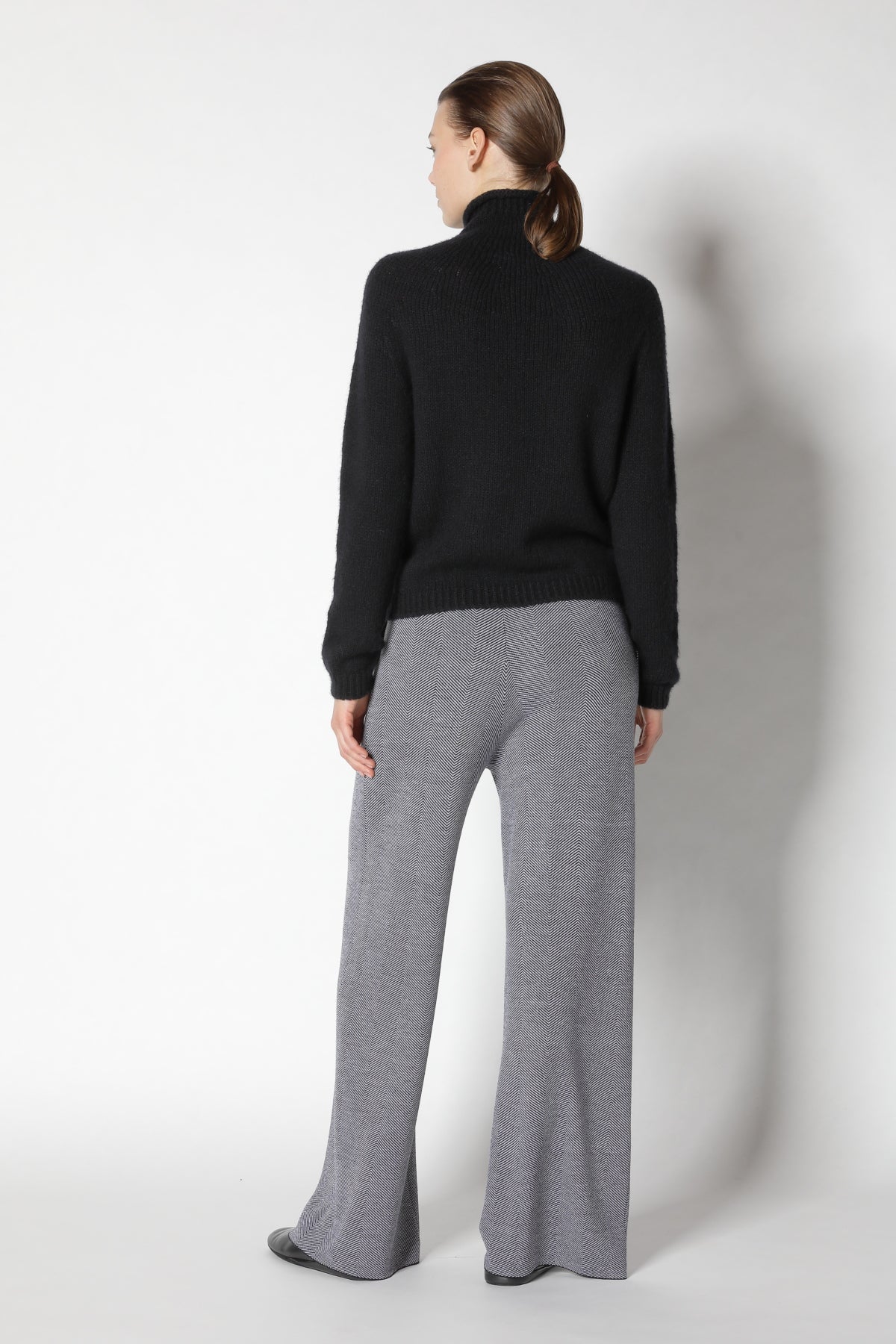 Seamless Turtleneck Jumper