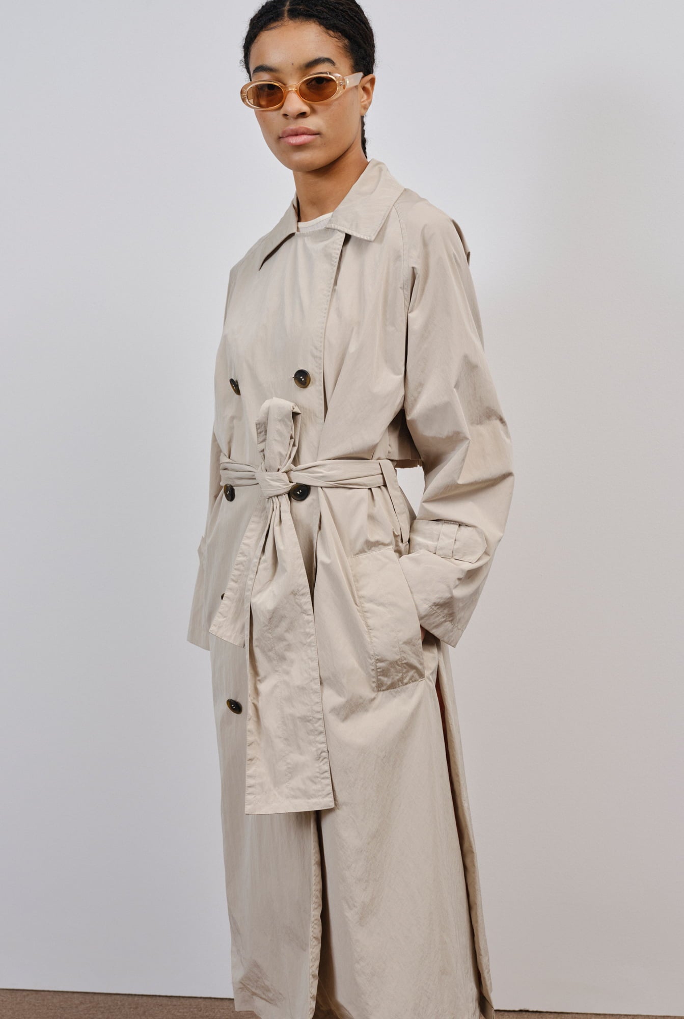 Embassy of Bricks and Logs-Archive-Sale-Outlet-KALVI TRENCH COAT-Jacken & Mäntel-XXS-SAND-by-ARCHIVIST