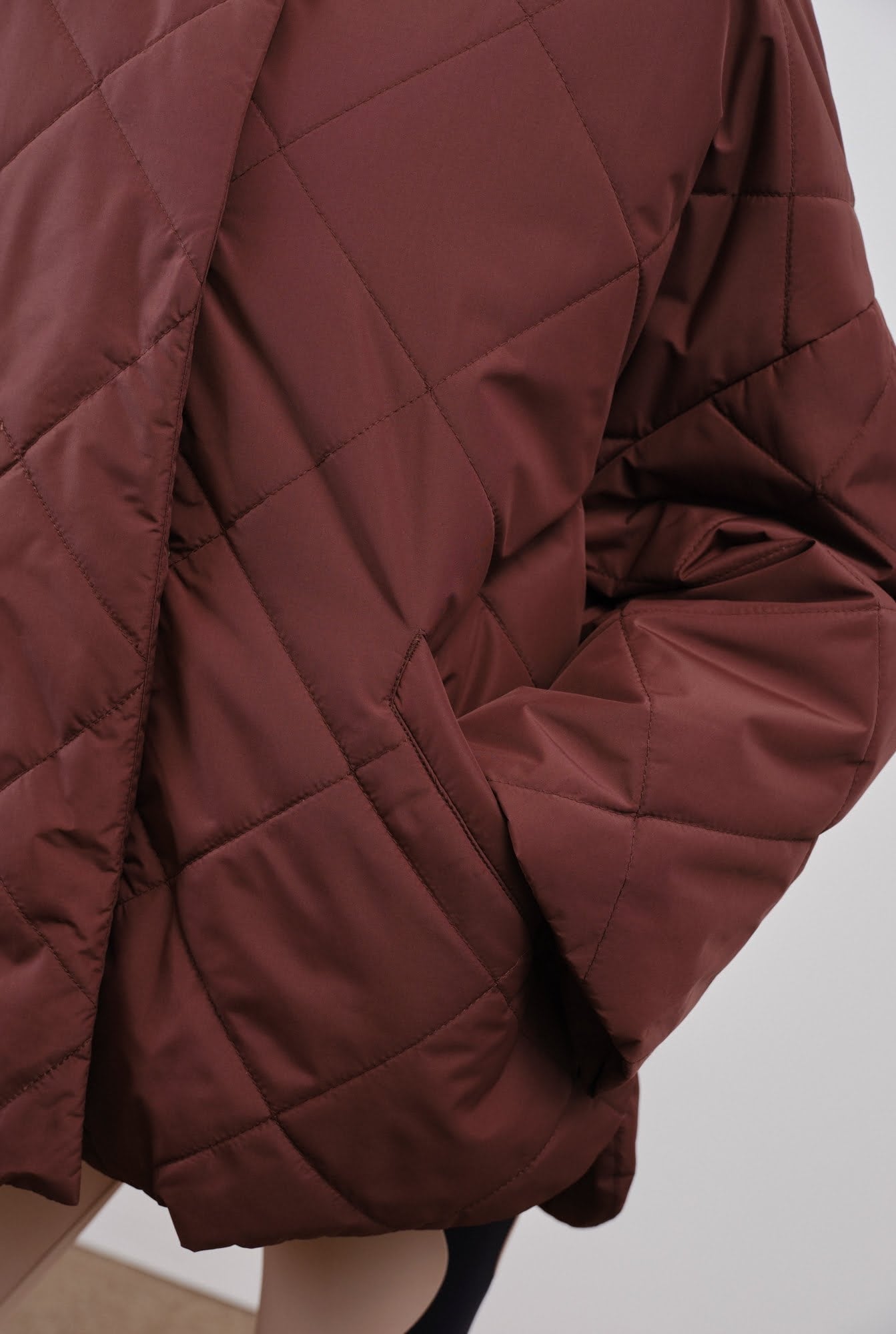 Embassy of Bricks and Logs-Archive-Sale-Outlet-MONZA PUFFER JACKET-Jacken & Mäntel-by-ARCHIVIST