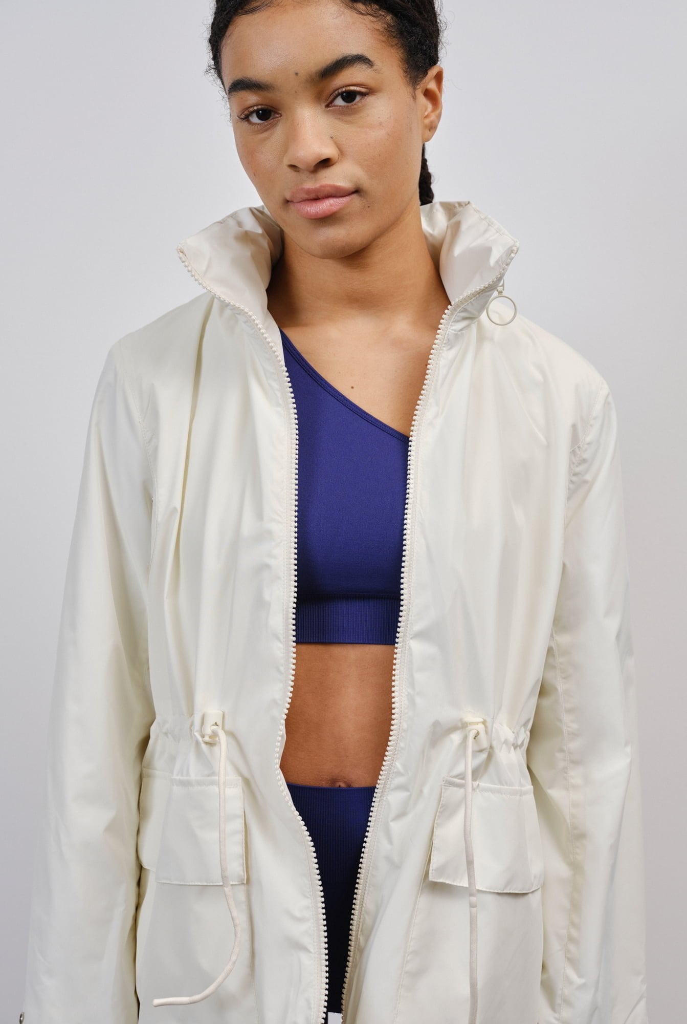 Embassy Of Bricks And Logs-REYKJAVIK RAIN JACKET-Jacken & Mäntel-Black-Deal-Outlet-by-ARCHIVIST