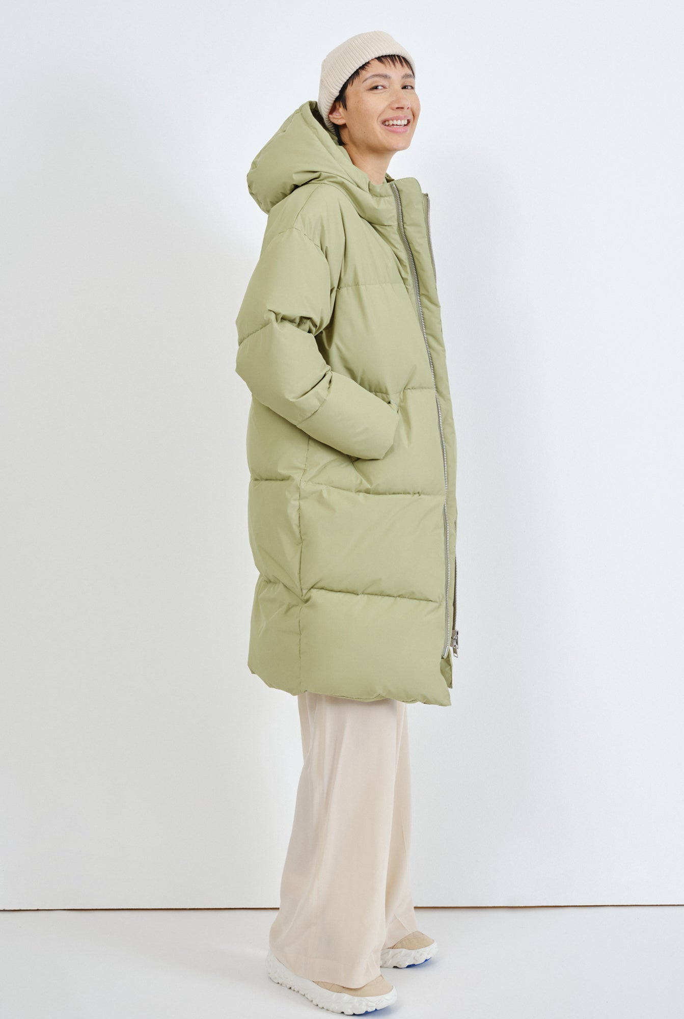 Embassy of Bricks and Logs-Archive-Sale-Outlet-ELPHIN PUFFER COAT-Jacken & Mäntel-by-ARCHIVIST