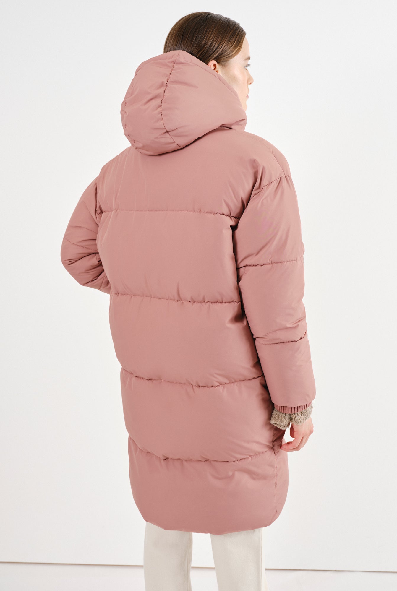 Embassy of Bricks and Logs-Archive-Sale-Outlet-ELPHIN PUFFER COAT-Jacken & Mäntel-by-ARCHIVIST