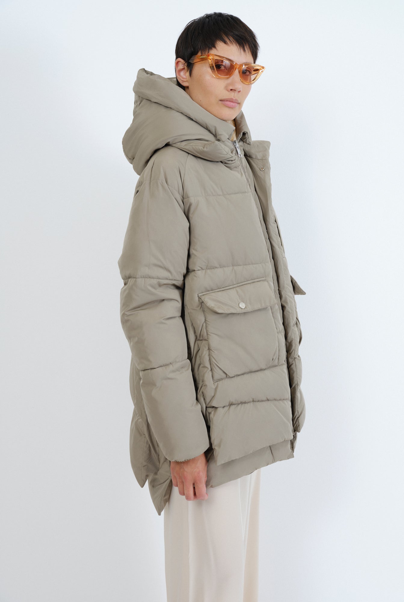 Embassy Of Bricks And Logs-LYNDON PUFFER JACKET-Jacken & Mäntel-Black-Deal-Outlet-by-ARCHIVIST