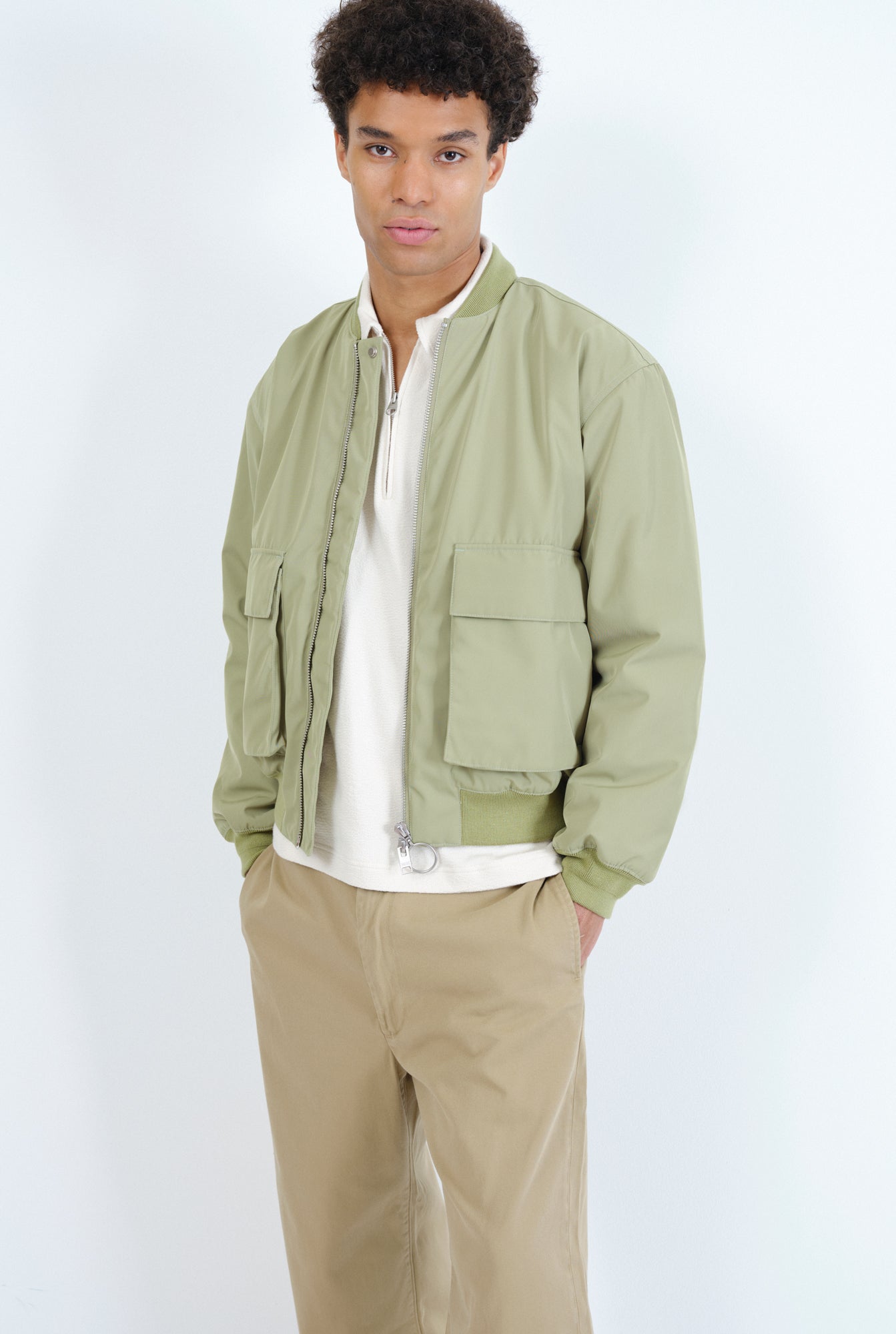 Embassy of Bricks and Logs-Archive-Sale-Outlet-MAPES BOMBER JACKET-Jacken & Mäntel-by-ARCHIVIST