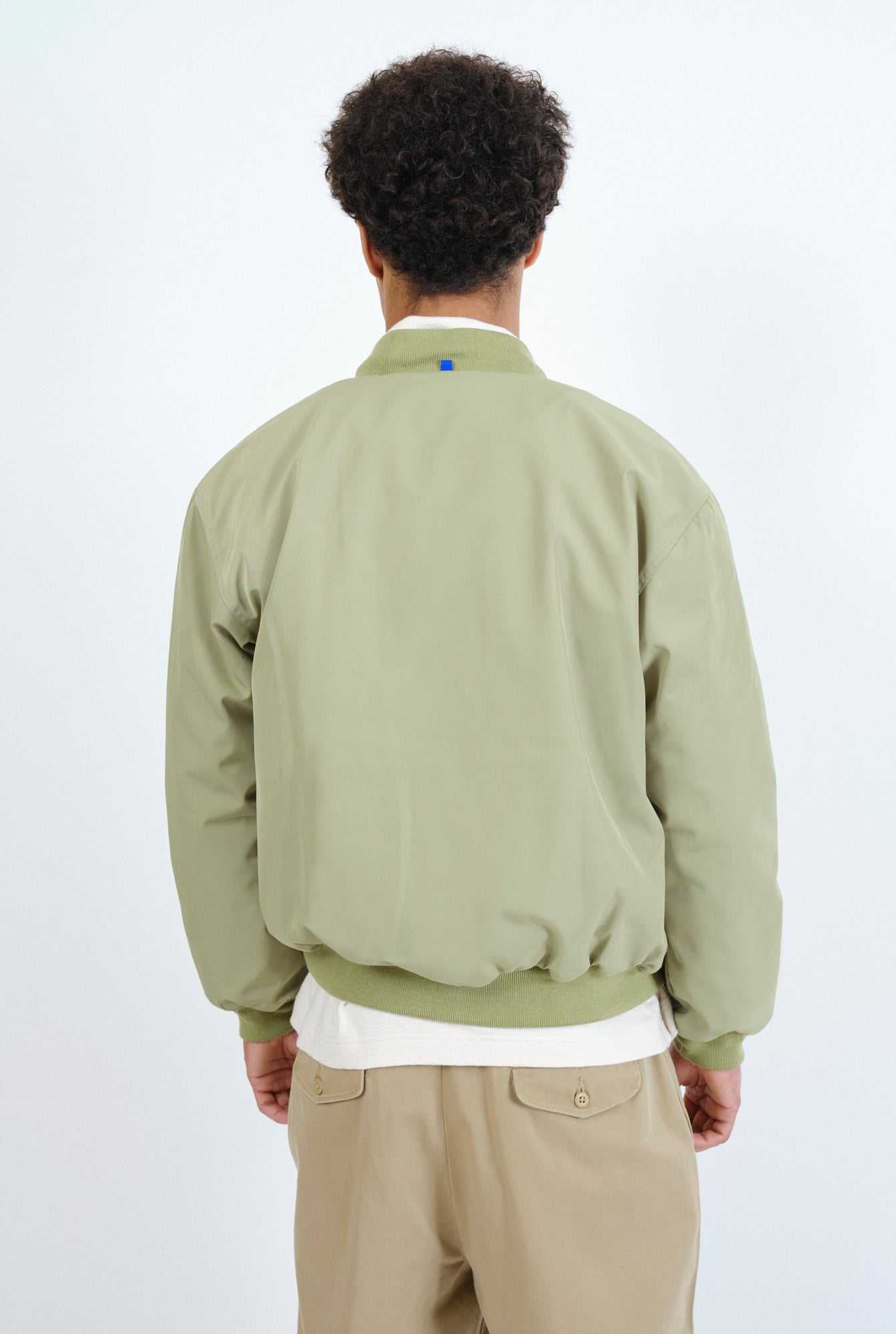 Embassy of Bricks and Logs-Archive-Sale-Outlet-MAPES BOMBER JACKET-Jacken & Mäntel-by-ARCHIVIST