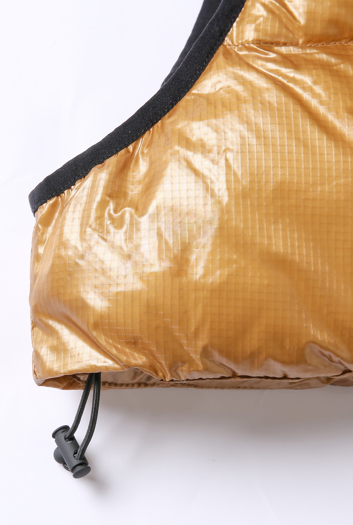 Embassy Of Bricks And Logs-VIENNA PUFFER VEST-Jacken & Mäntel-Black-Deal-Outlet-by-ARCHIVIST