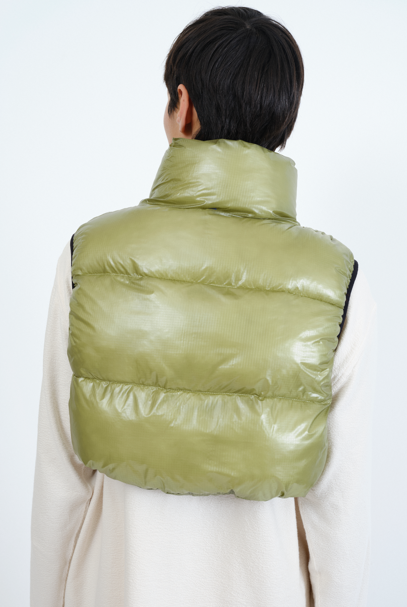 Embassy Of Bricks And Logs-VIENNA PUFFER VEST-Jacken & Mäntel-Black-Deal-Outlet-by-ARCHIVIST