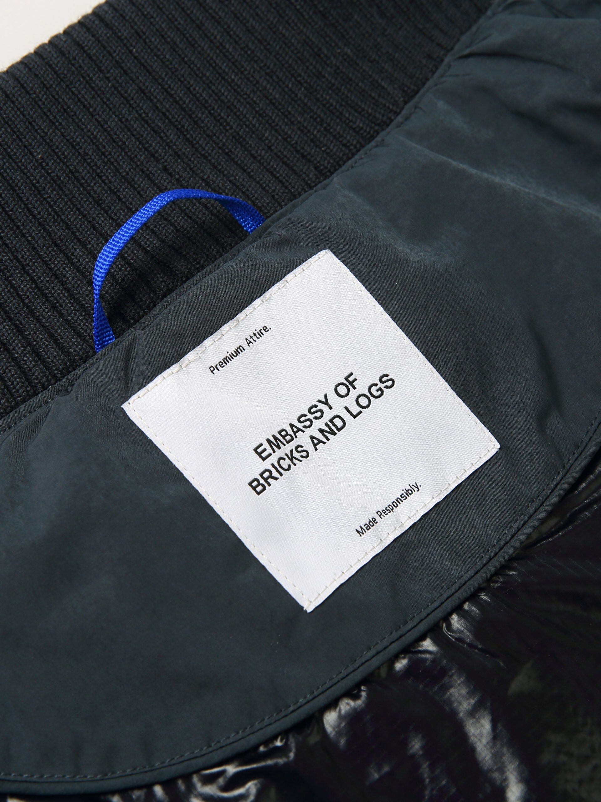 Embassy of Bricks and Logs-Archive-Sale-Outlet-WARWICK PUFFER VEST-Jacken & Mäntel-by-ARCHIVIST