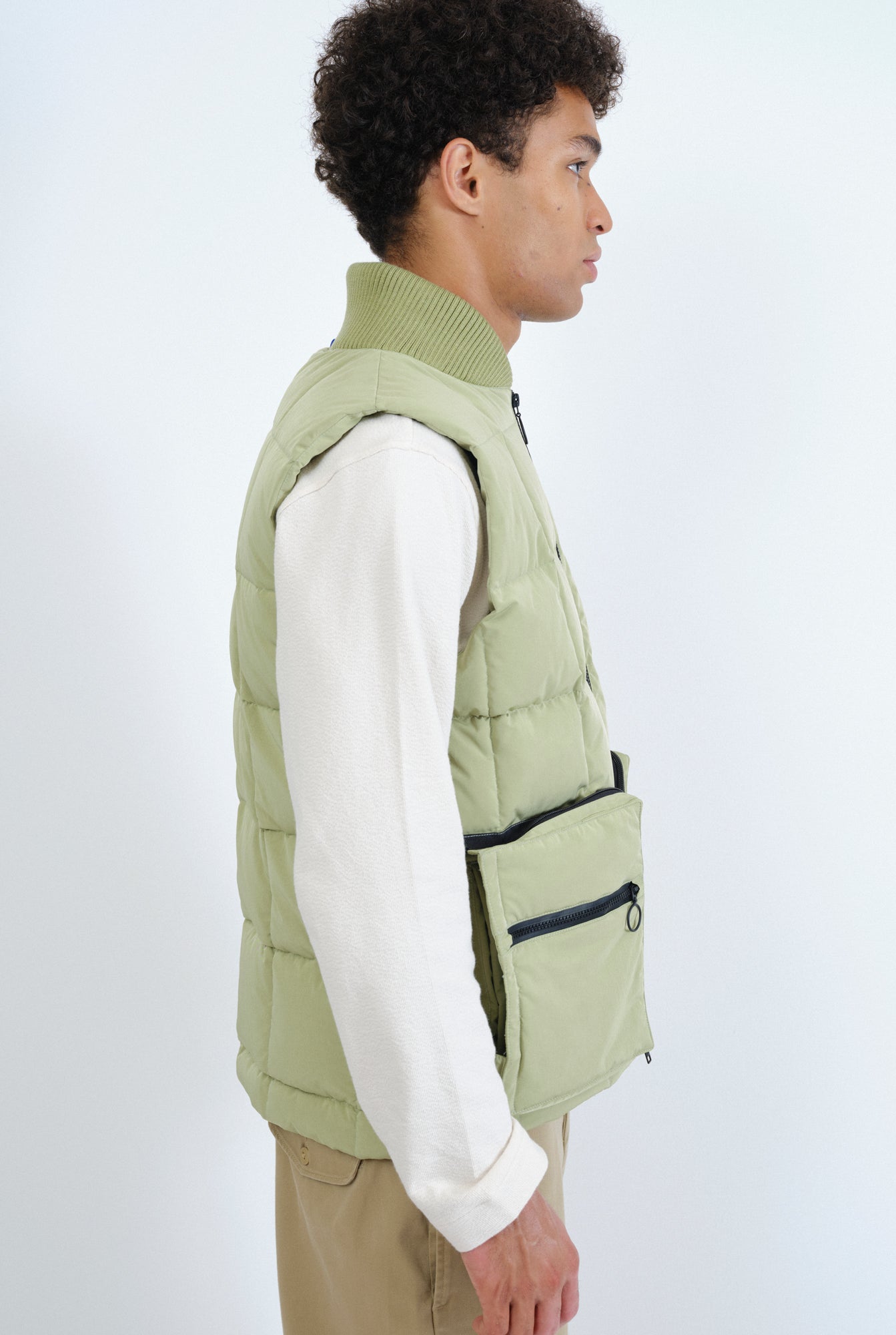 Embassy of Bricks and Logs-Archive-Sale-Outlet-WARWICK PUFFER VEST-Jacken & Mäntel-by-ARCHIVIST