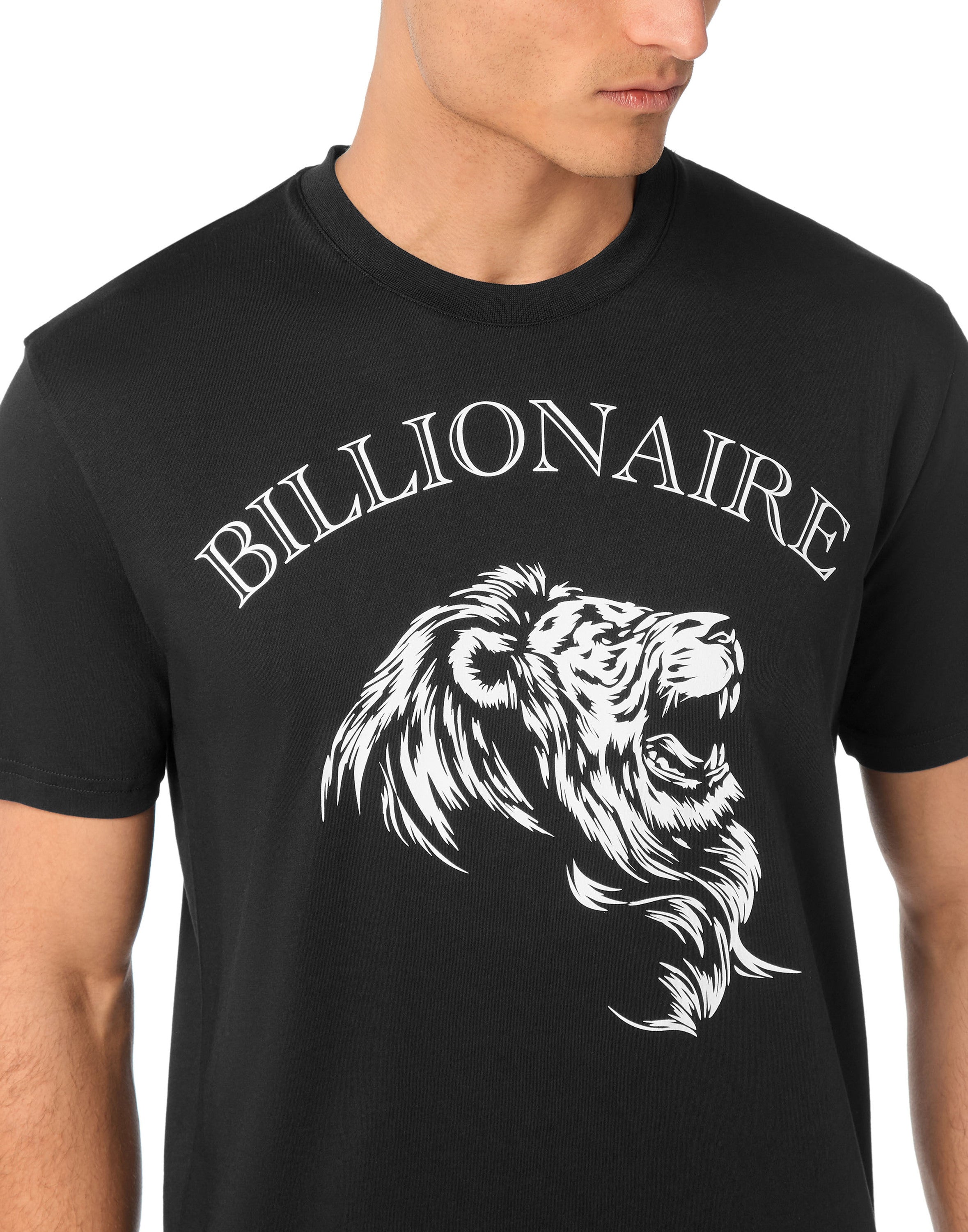 T-Shirt Round Neck LION