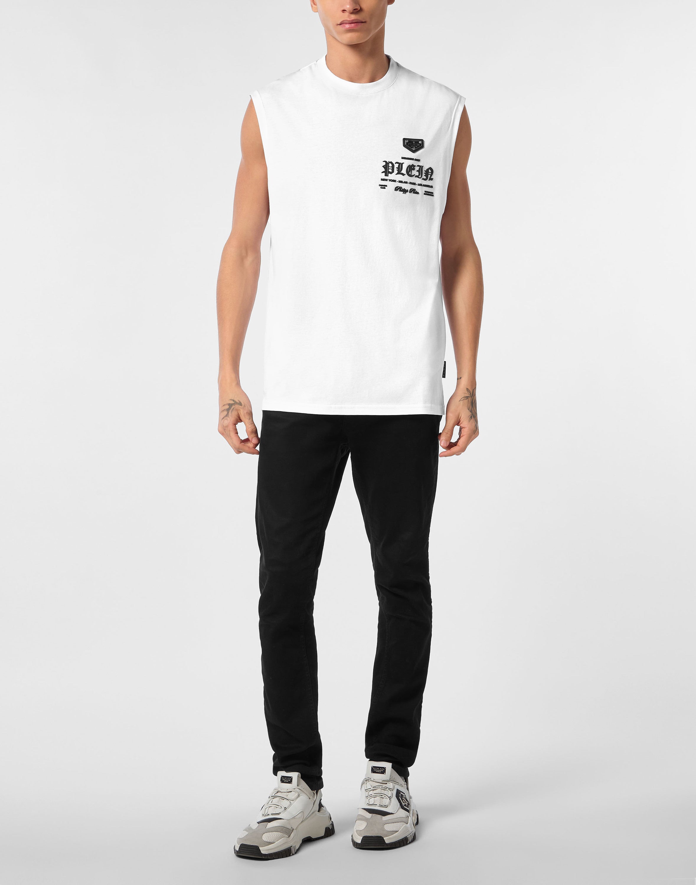 Sleeveless Round Neck T-Shirt