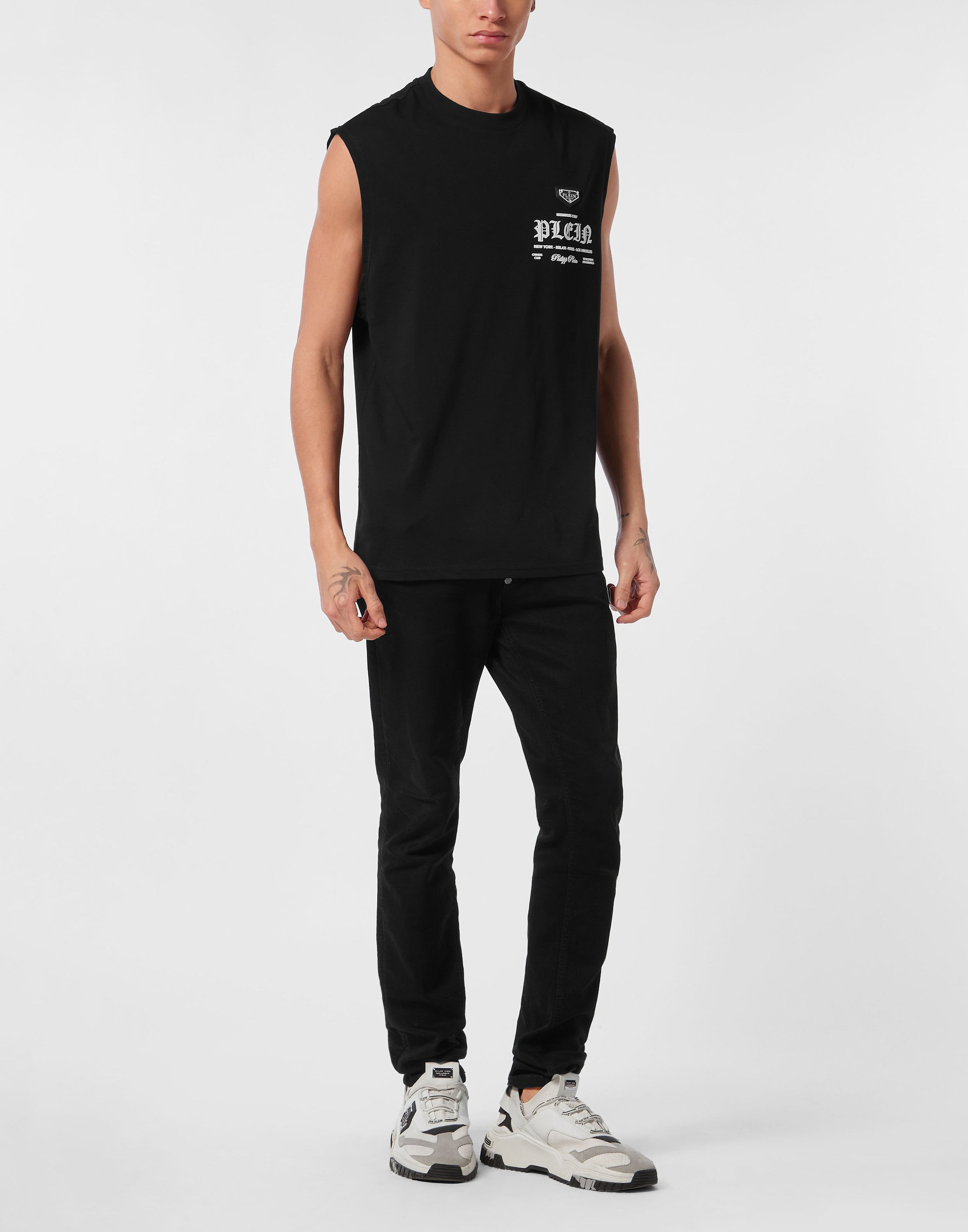 Sleeveless Round Neck T-Shirt