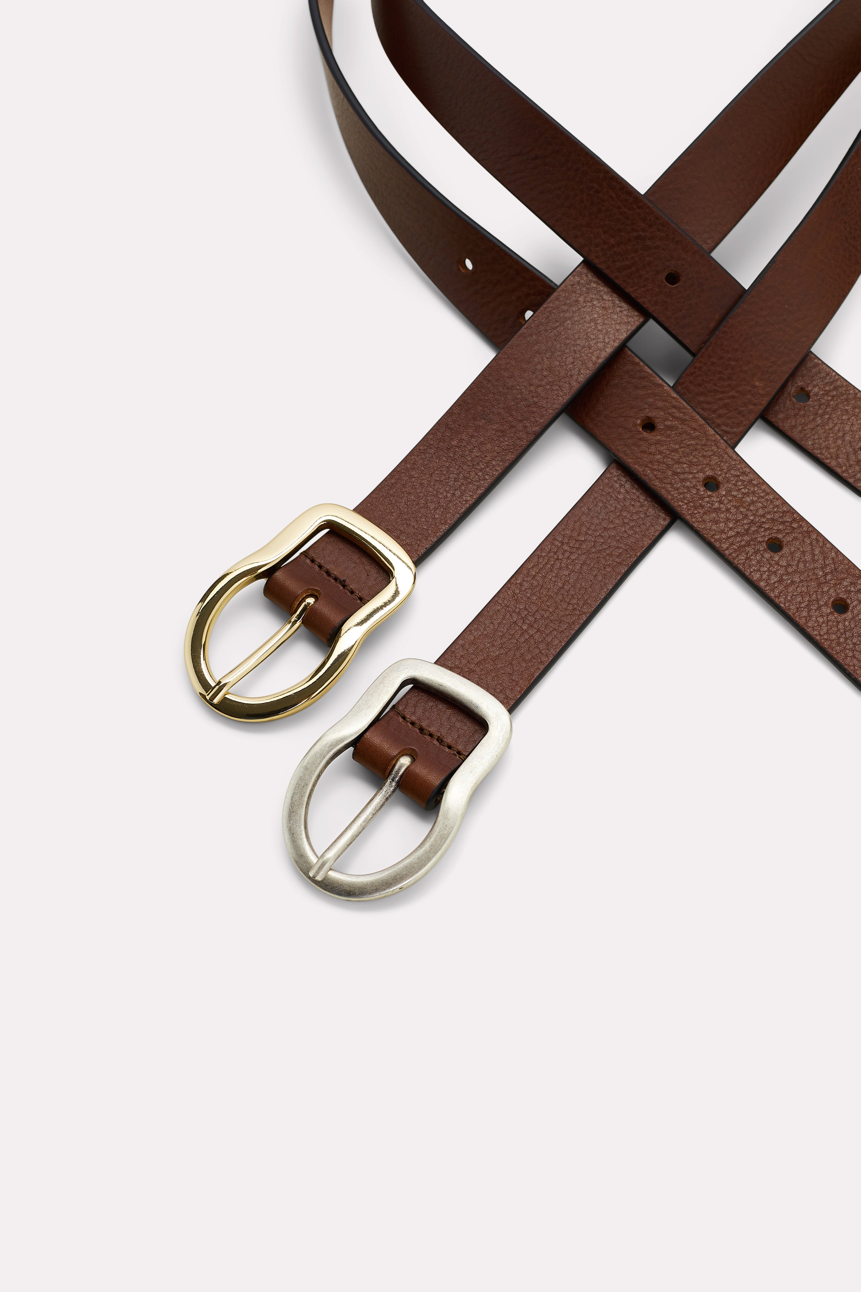 STRONG FEMININITY double belt