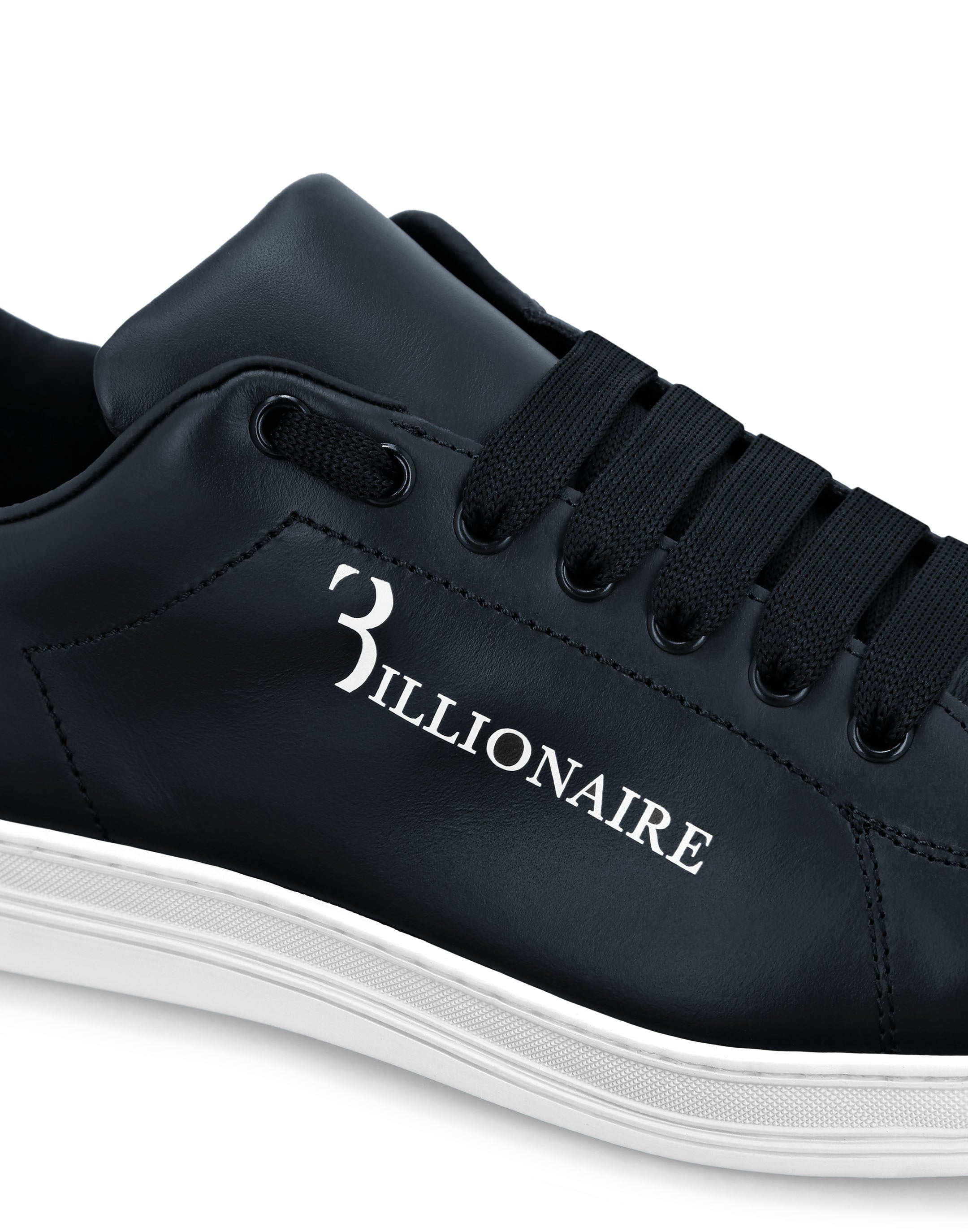 Lo-Top Sneakers