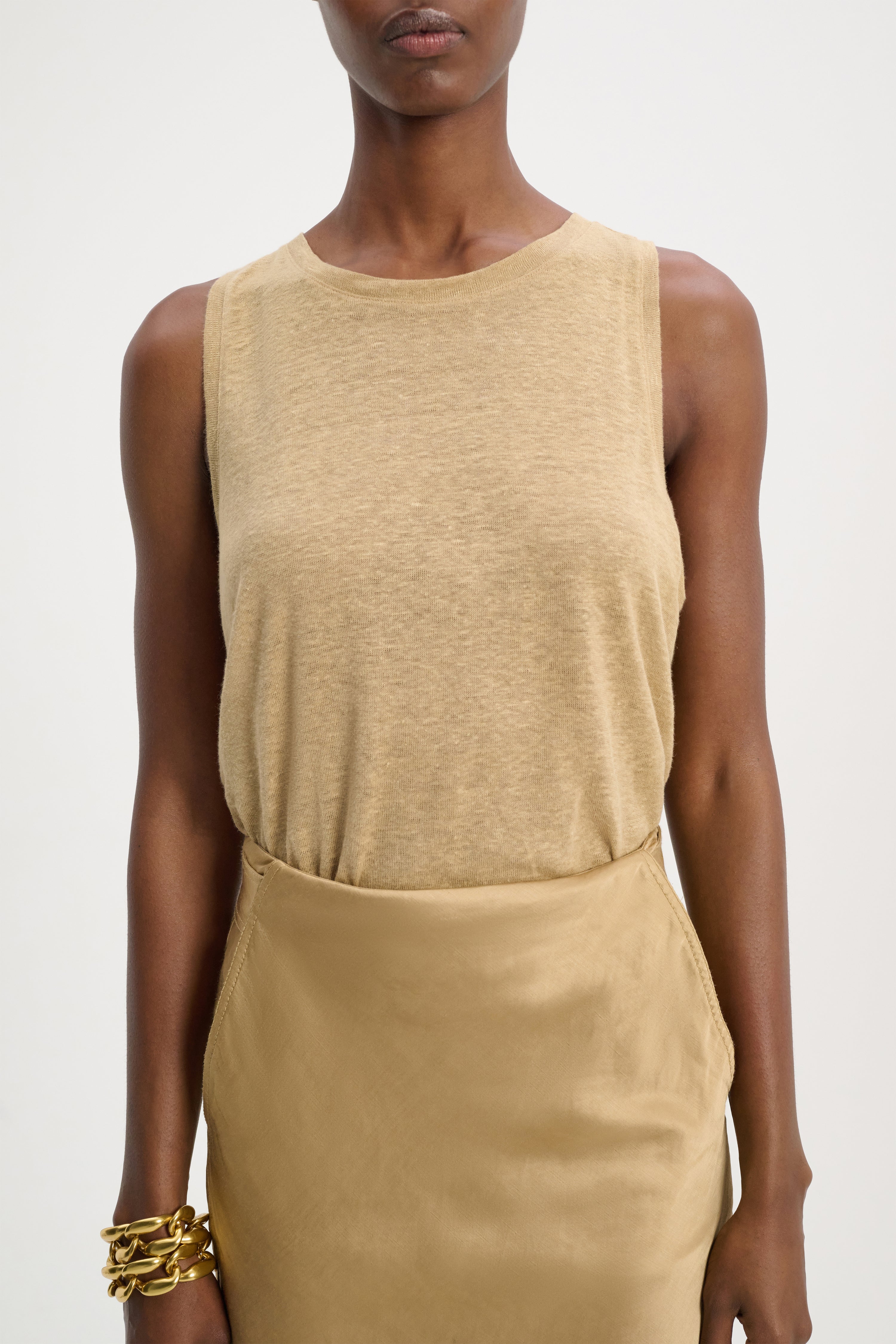 NATURAL EASE top