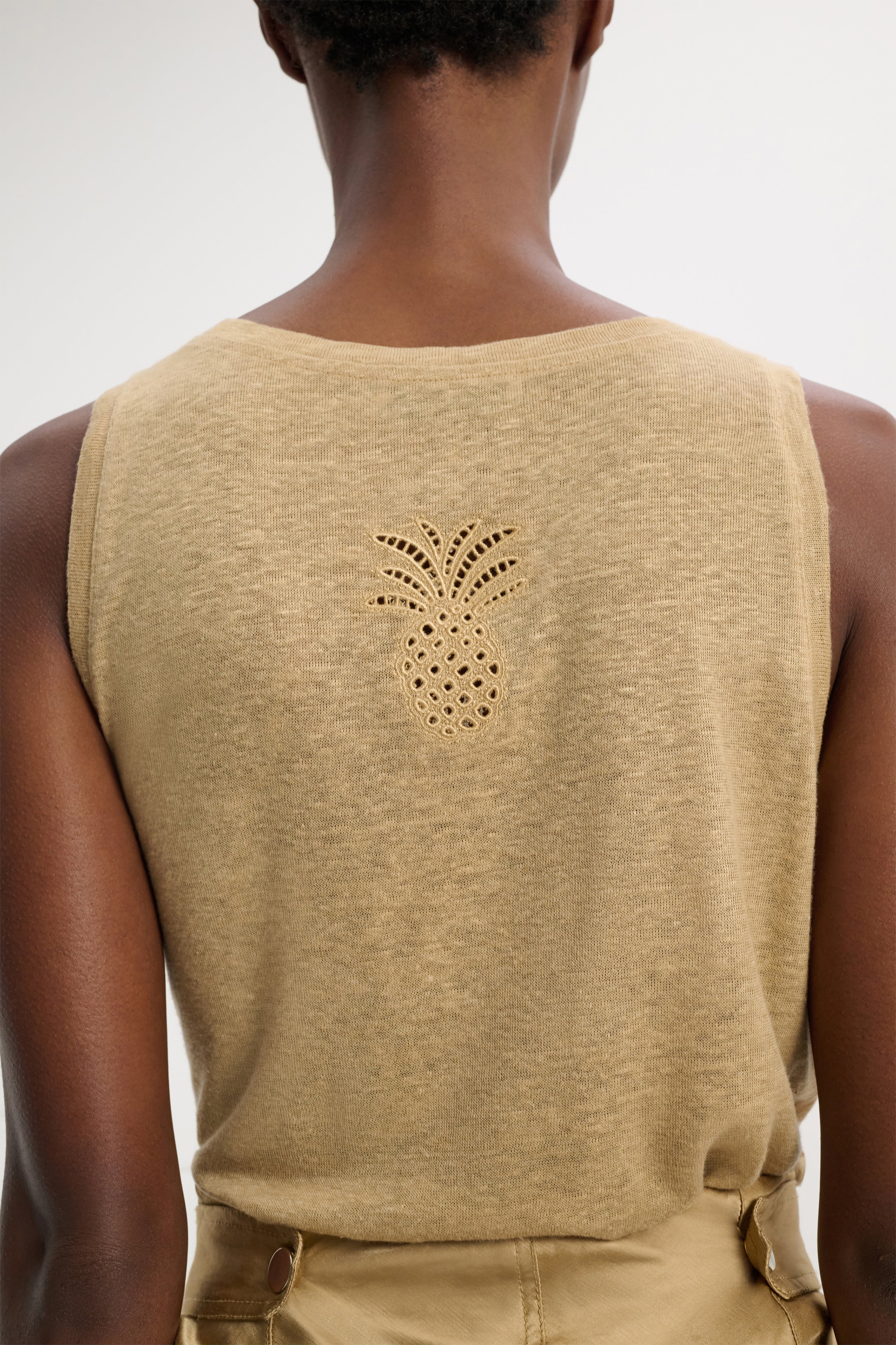 NATURAL EASE top