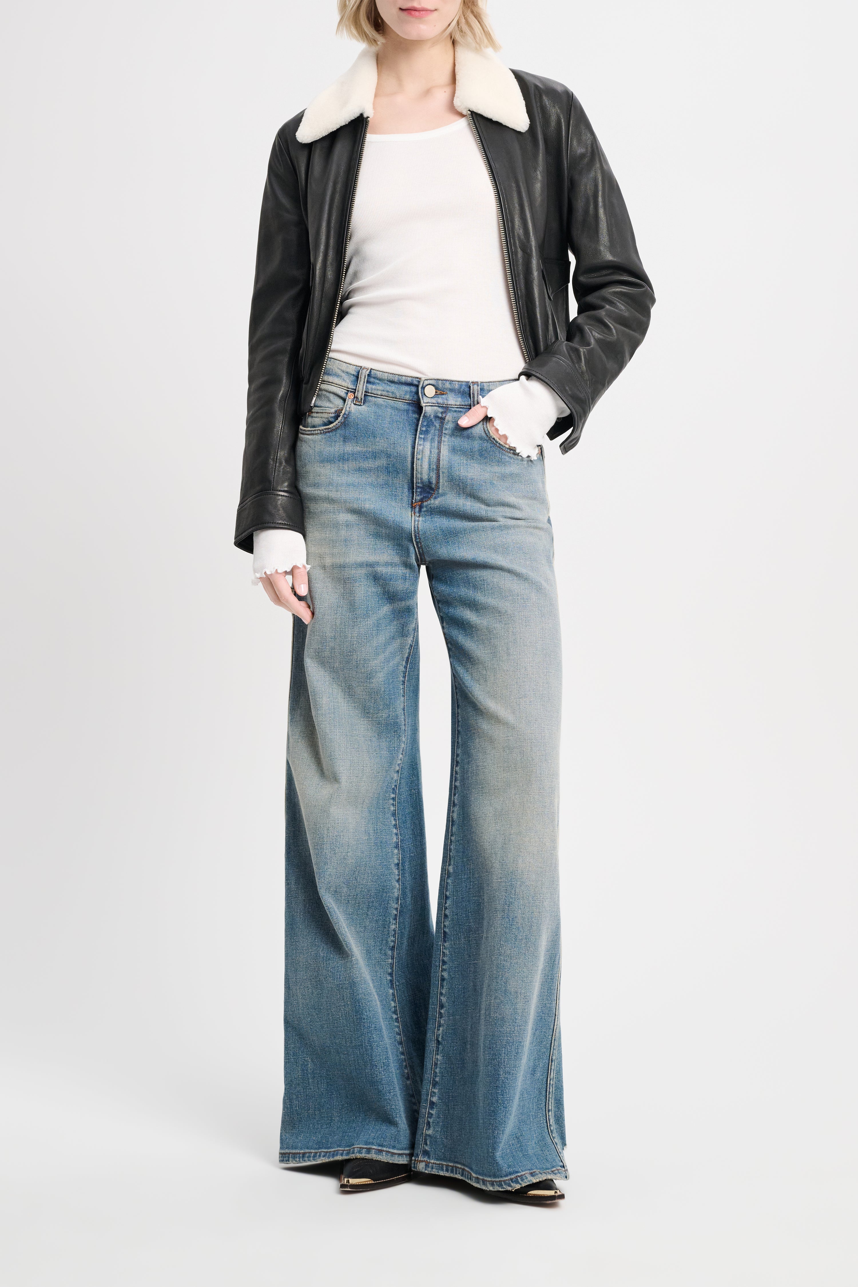 SIMPLY TIMELESS shirt