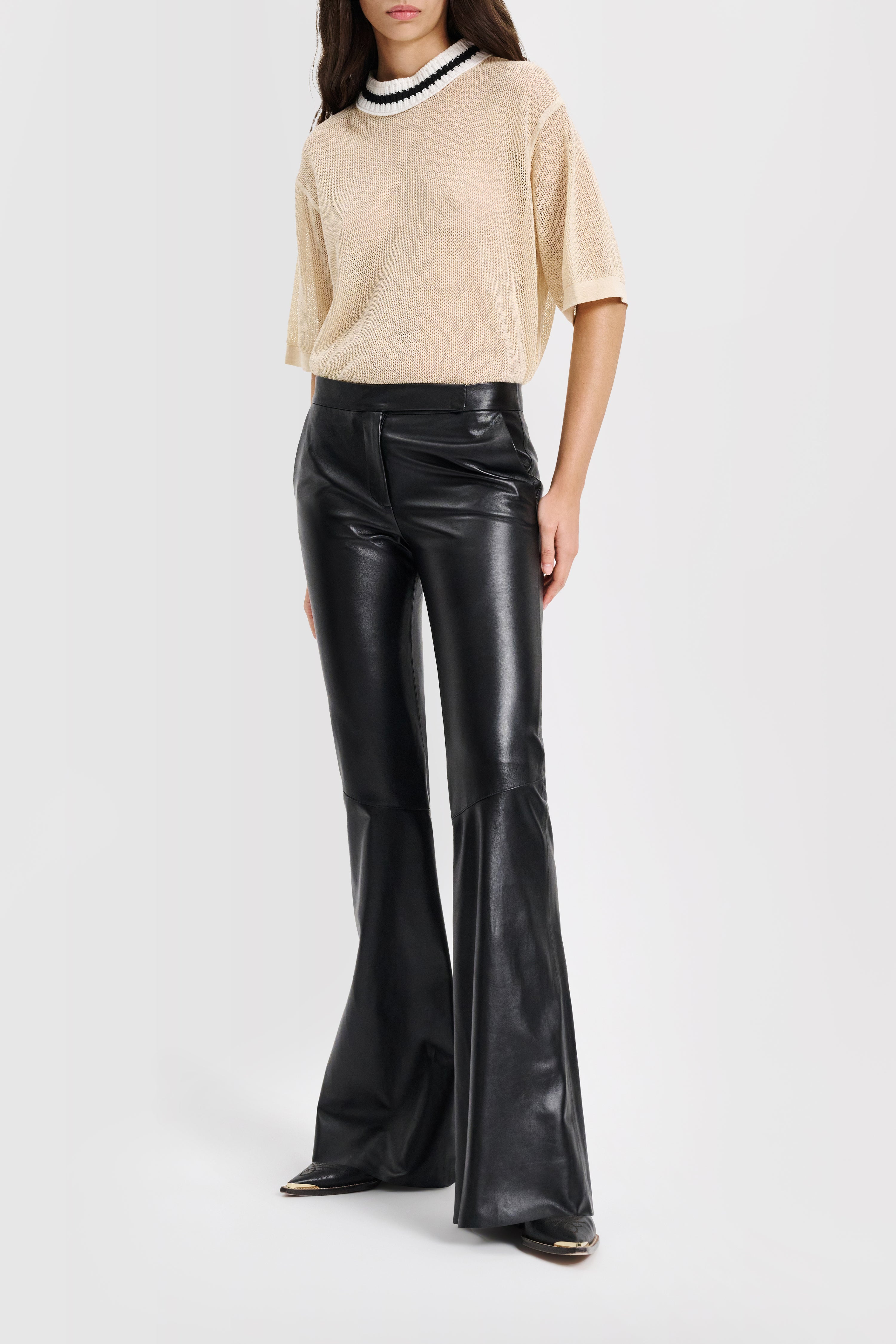 SLEEK STATEMENT pants