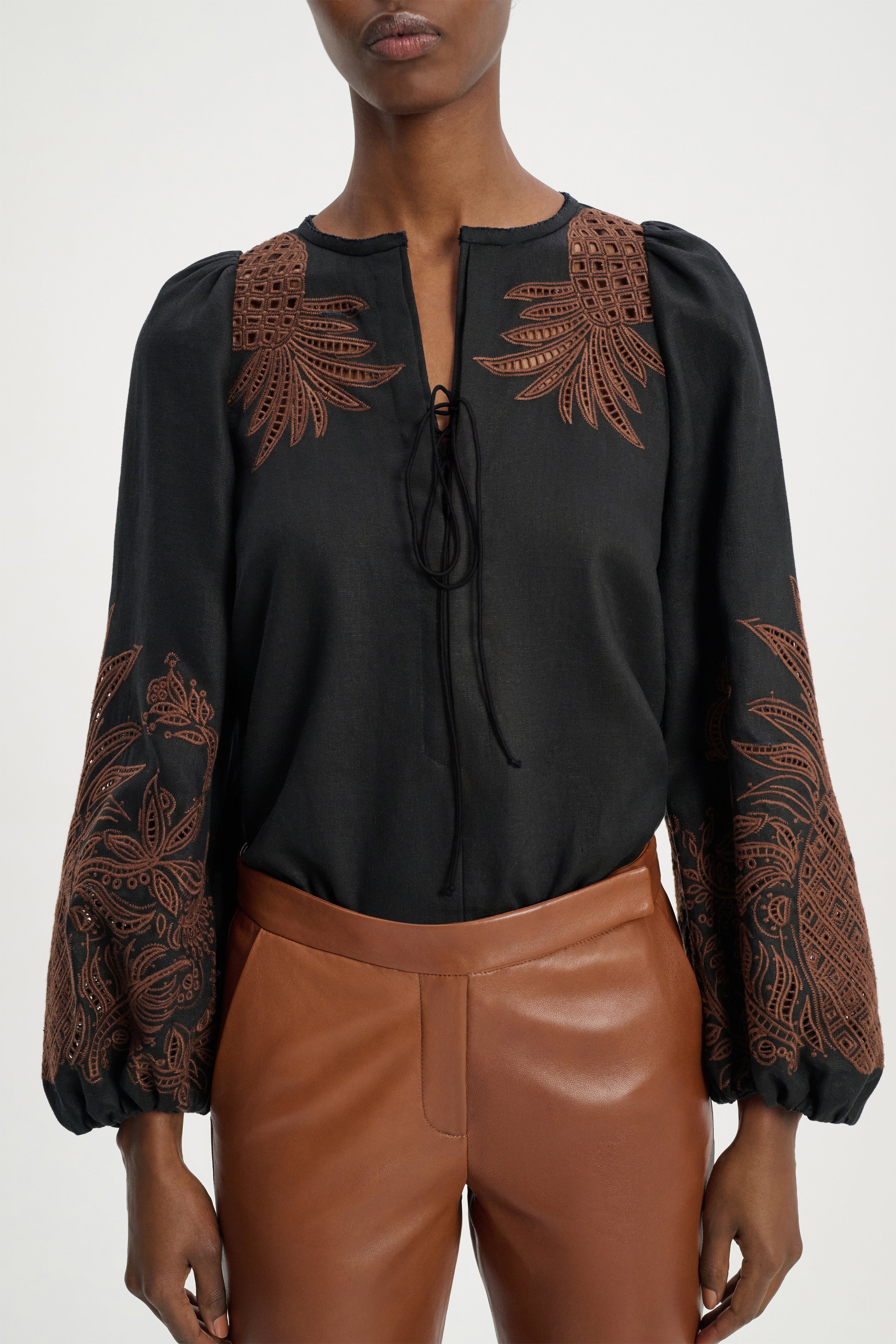 EXQUISITE LUXURY blouse