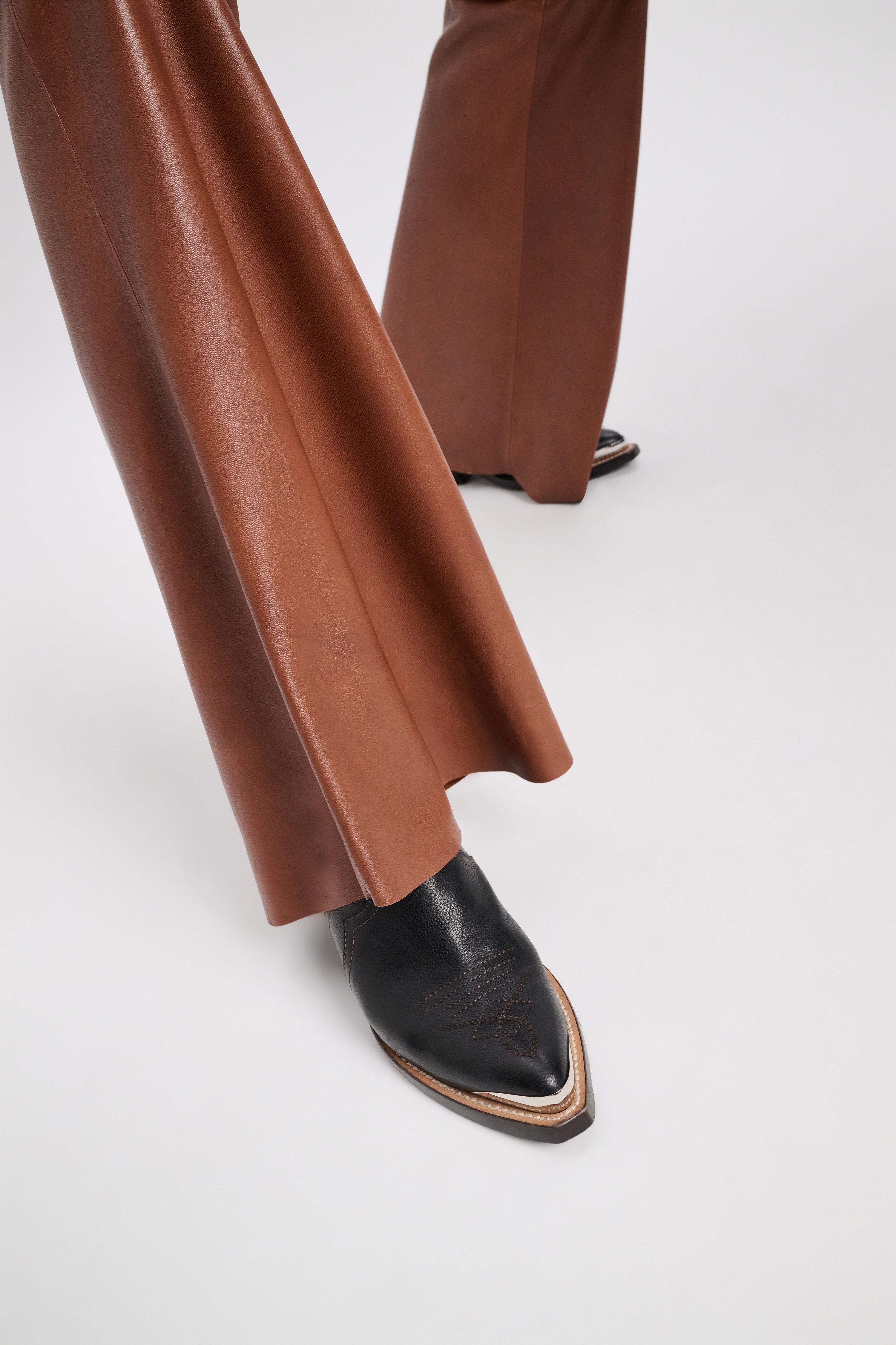 WESTERN SHINE mule cowboy