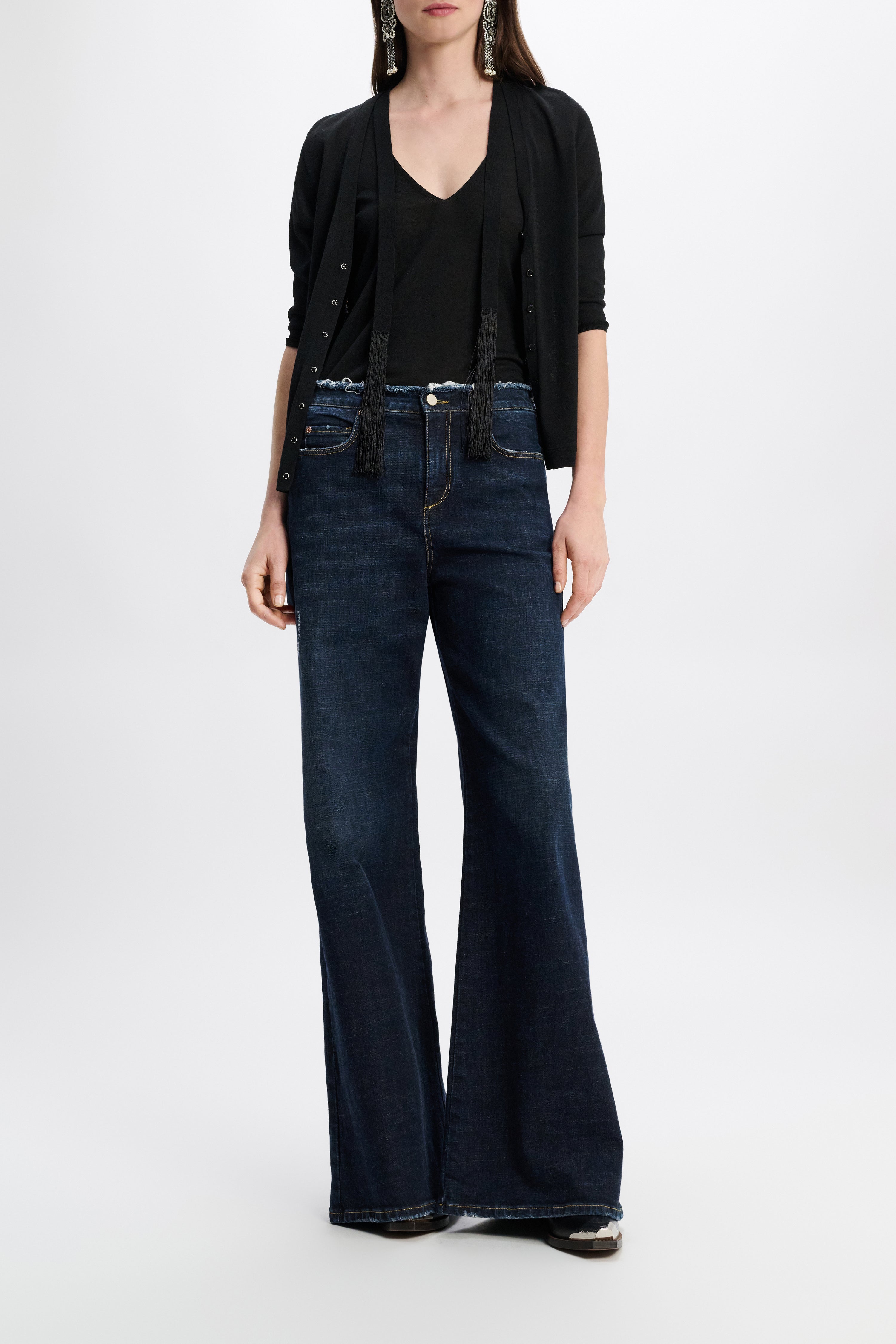 REFINED ESSENTIALS top