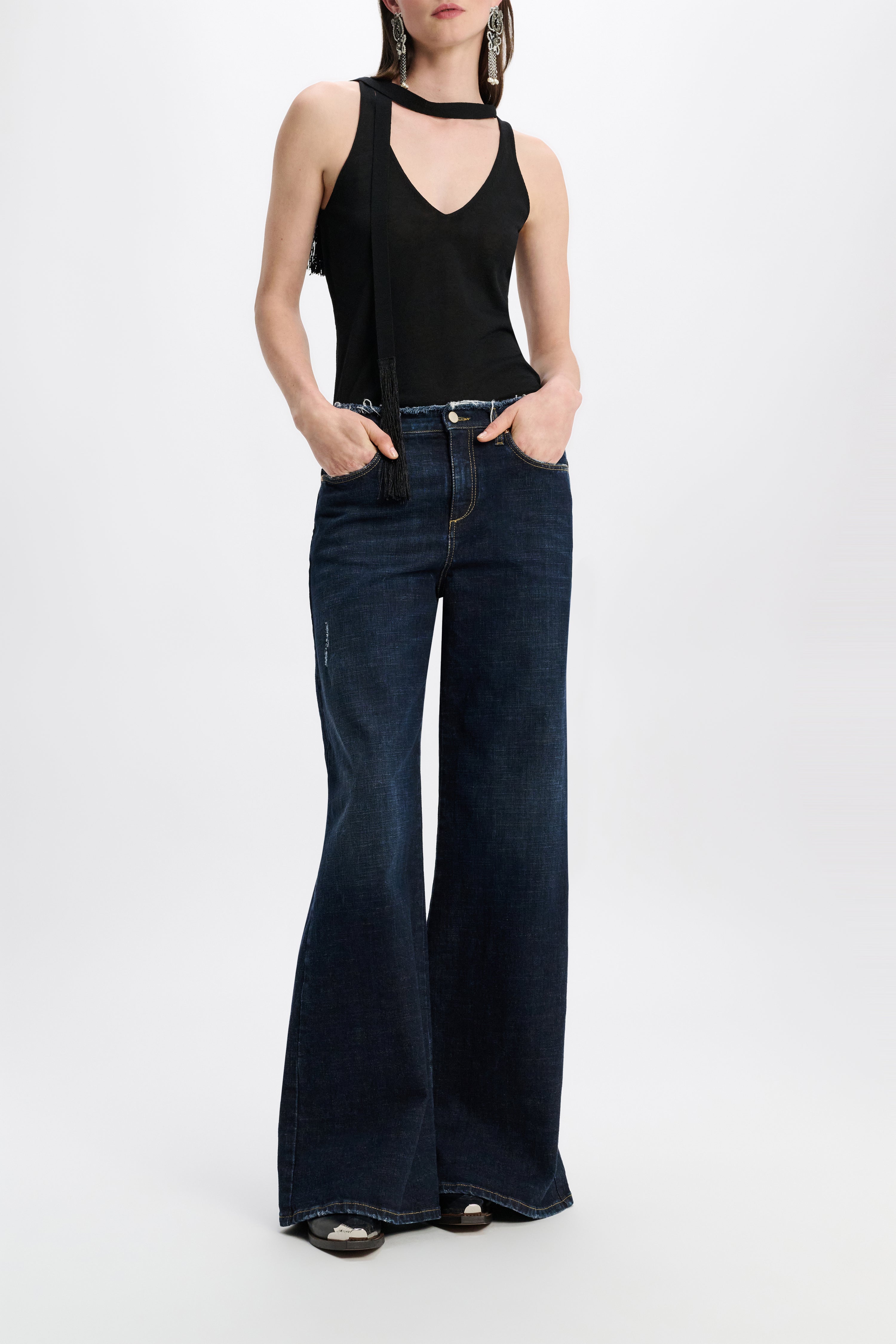 REFINED ESSENTIALS top