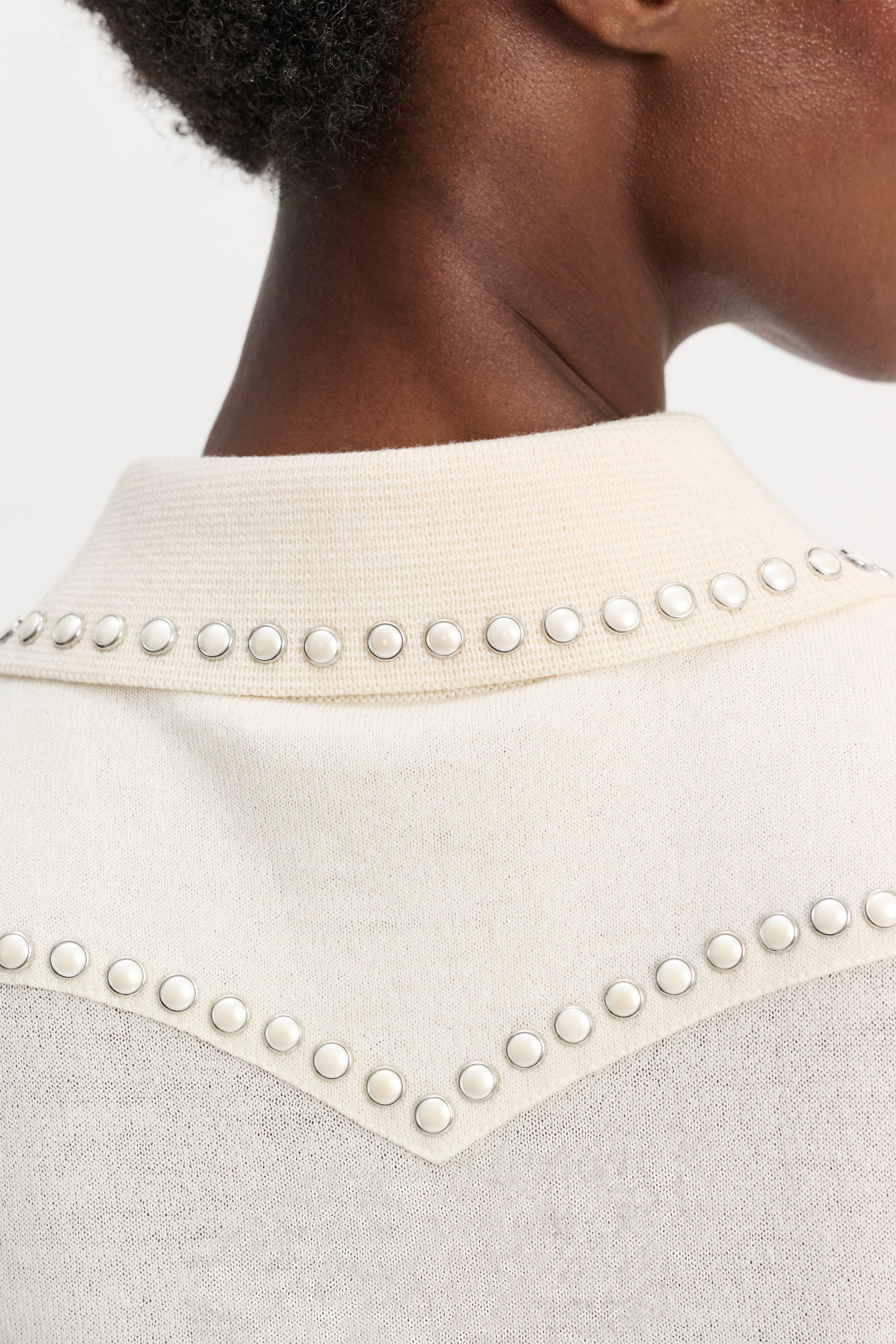 REFINED ESSENTIALS top