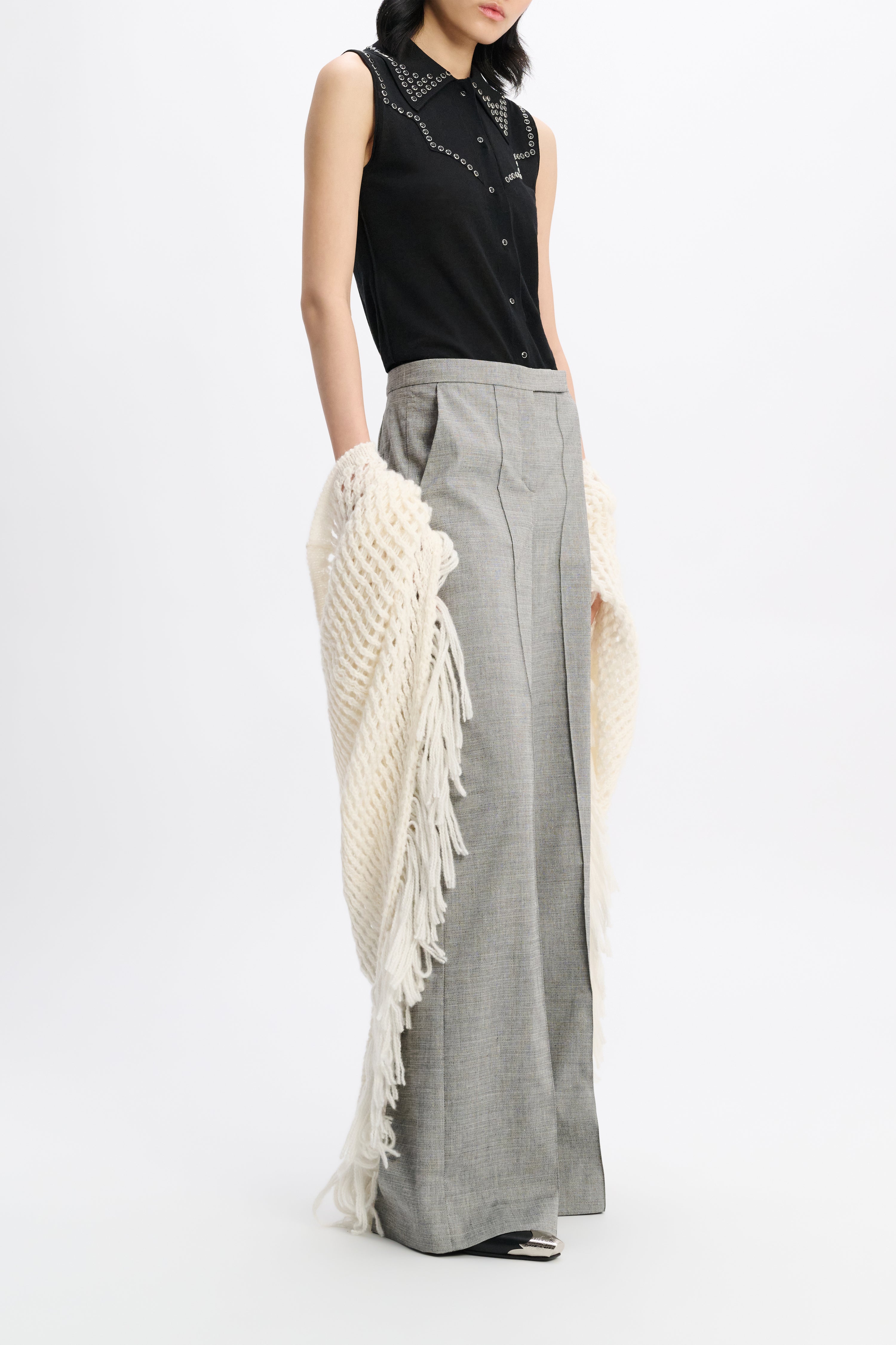 REFINED ESSENTIALS top