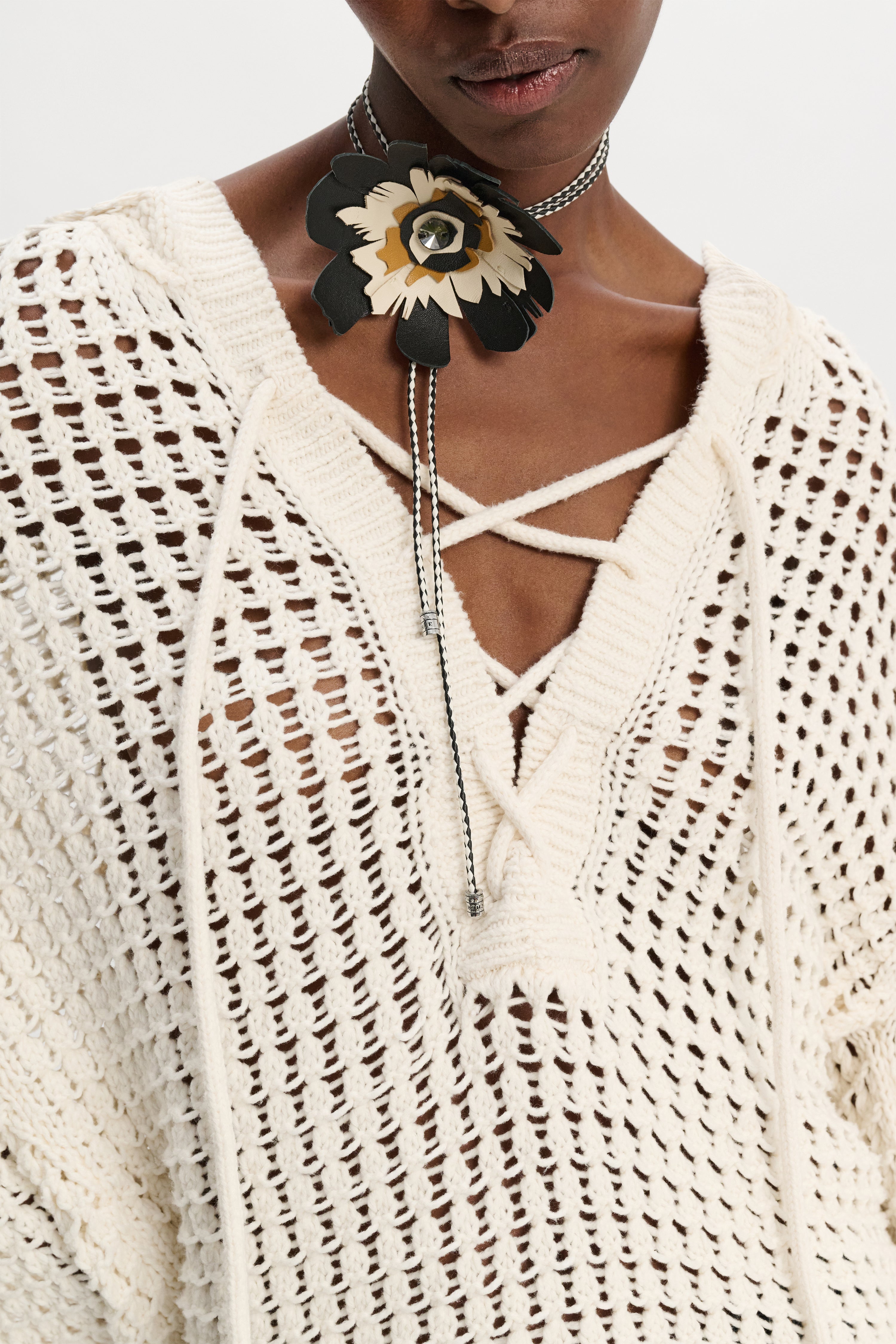 Sporty crochet pullover