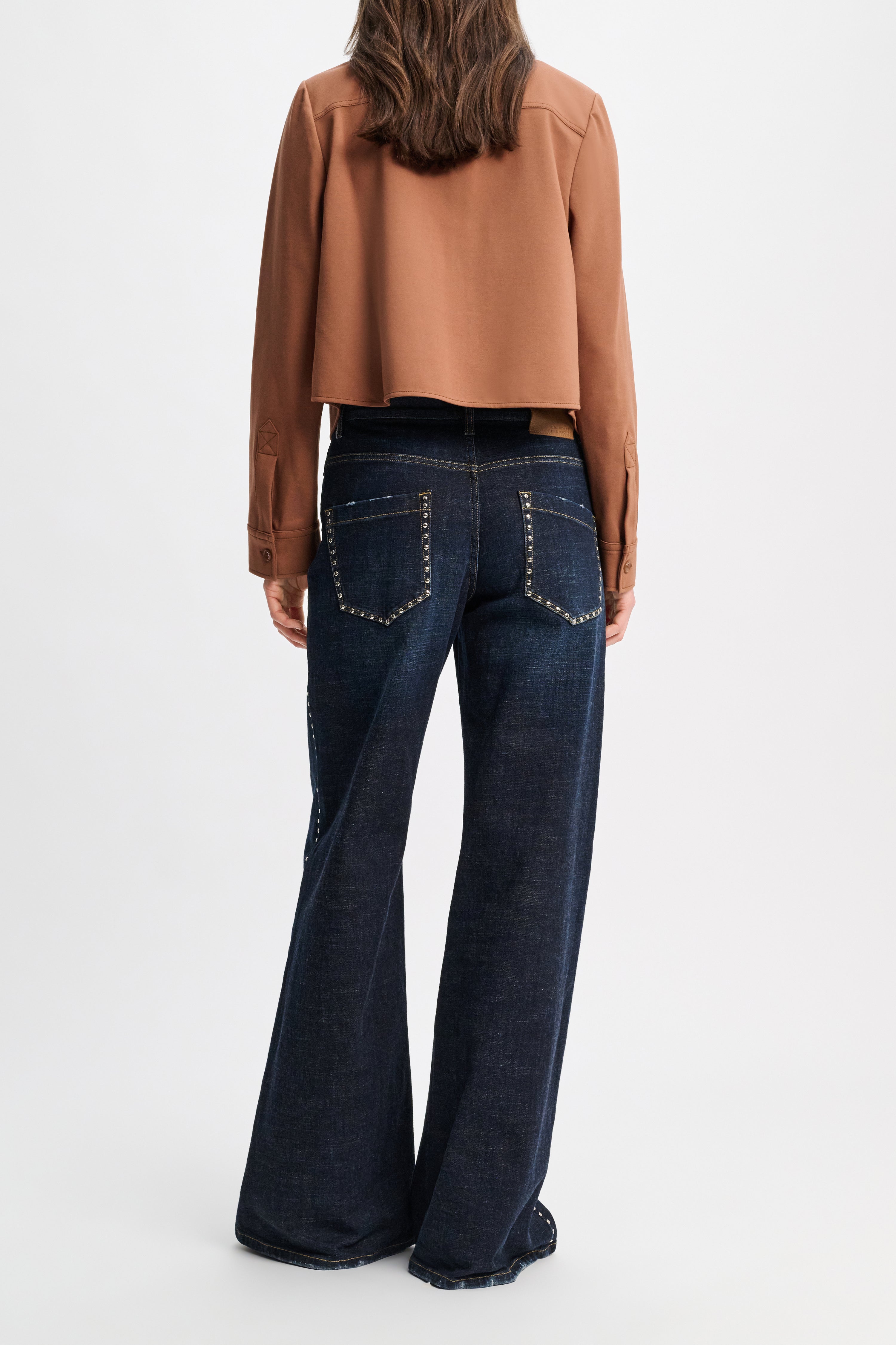 EMOTIONAL ESSENCE jacket