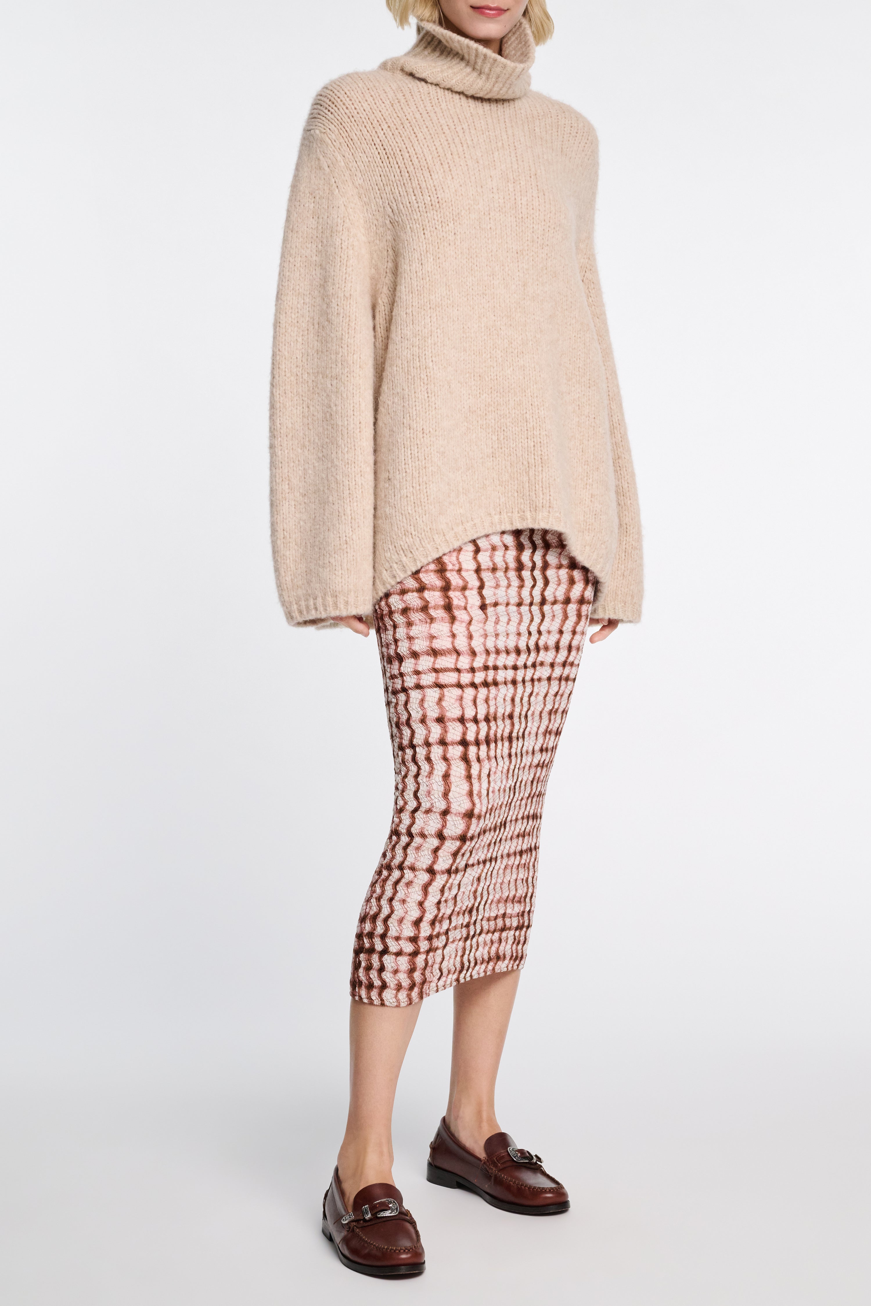 CHECKED STATEMENT skirt