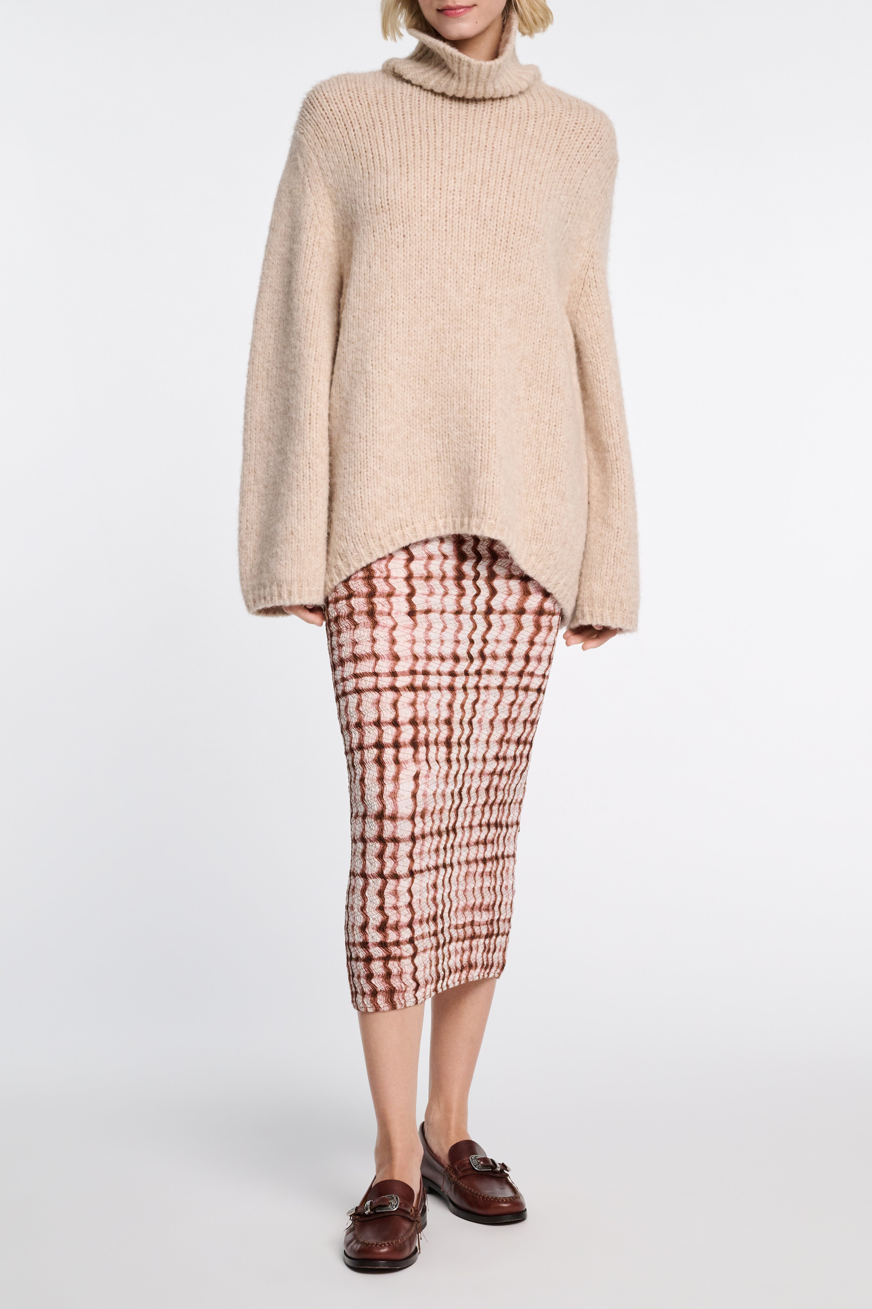 CHECKED STATEMENT skirt