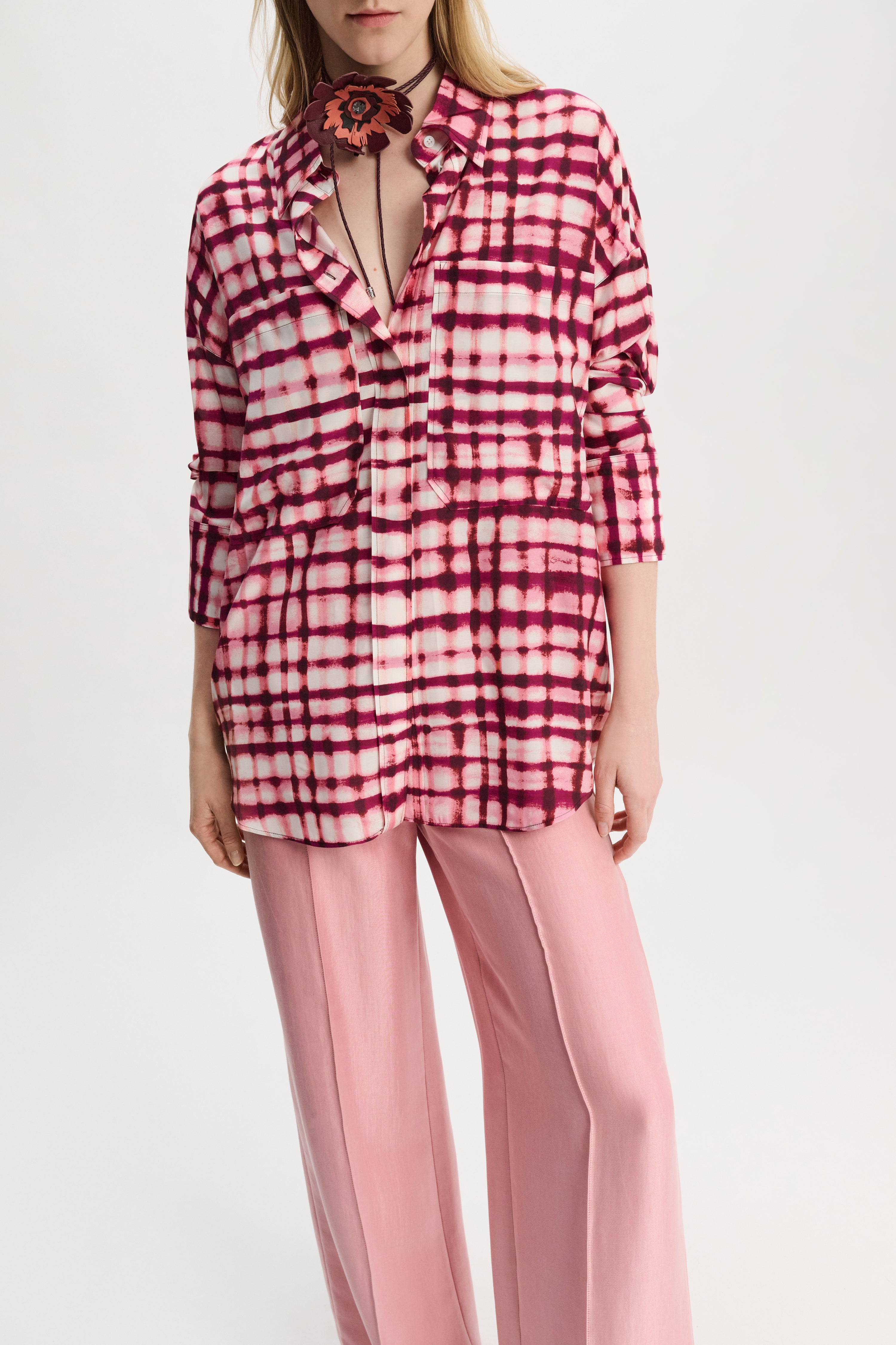 CHECKED STATEMENT blouse
