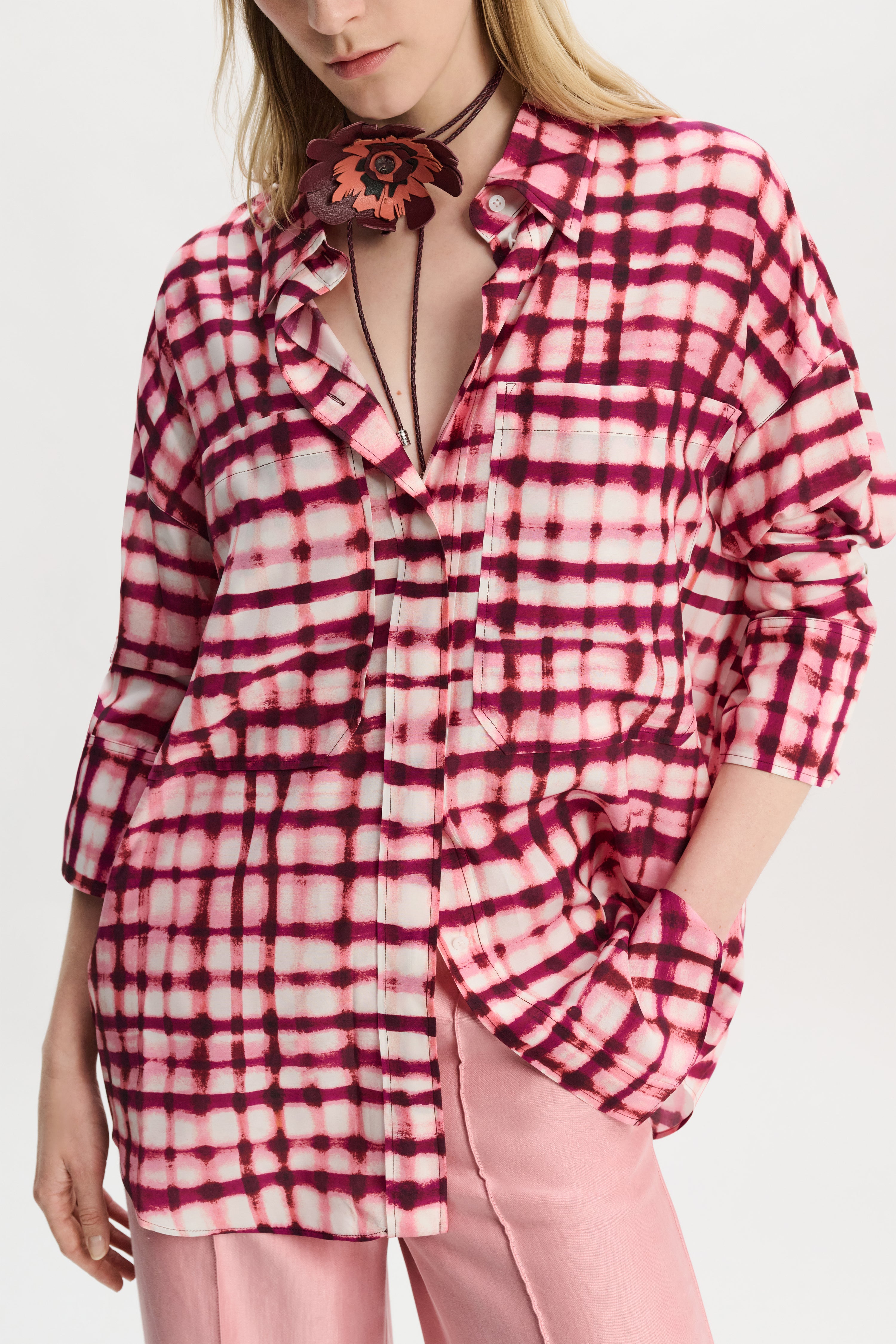 CHECKED STATEMENT blouse