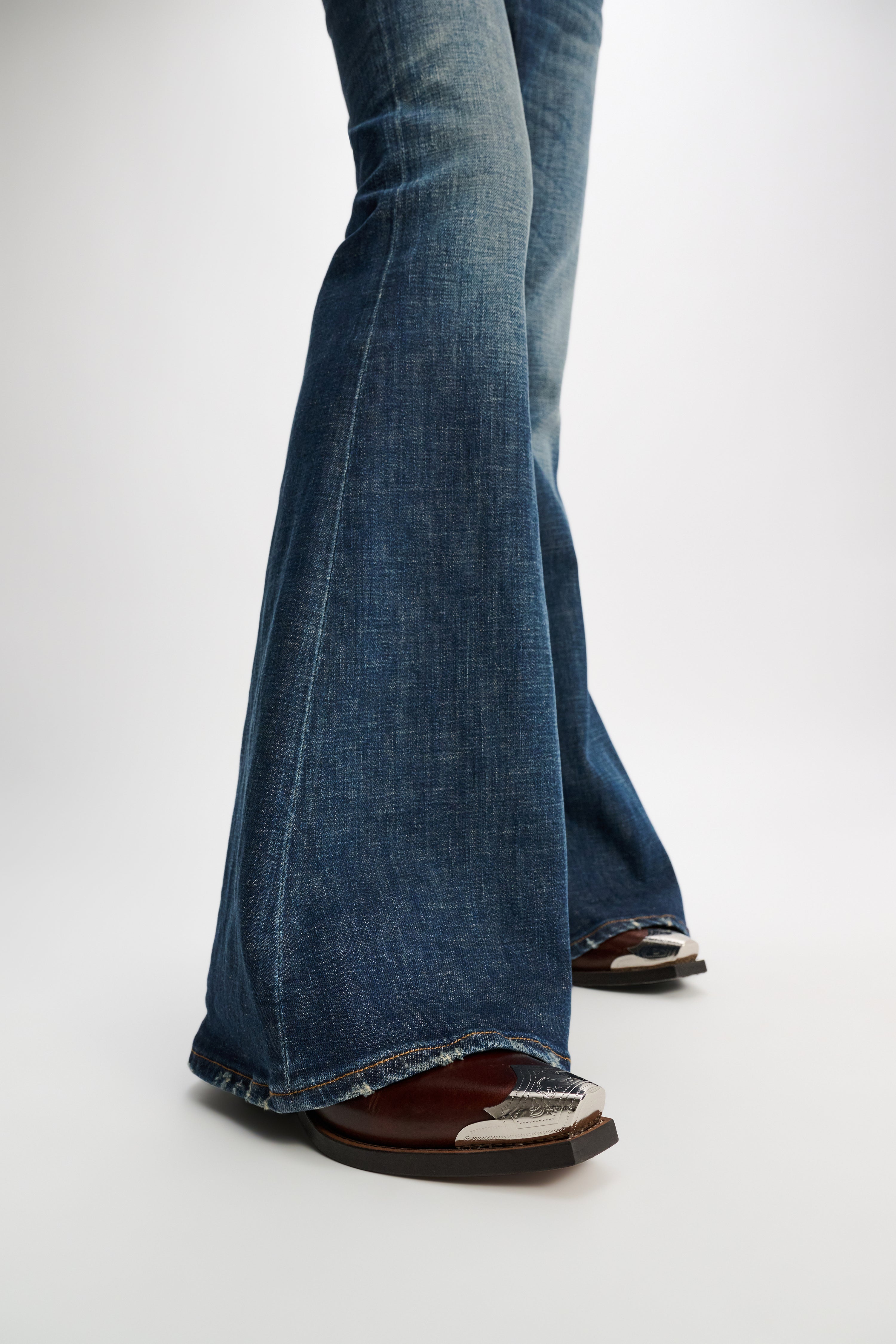 WESTERN COOLNESS mule cowboy