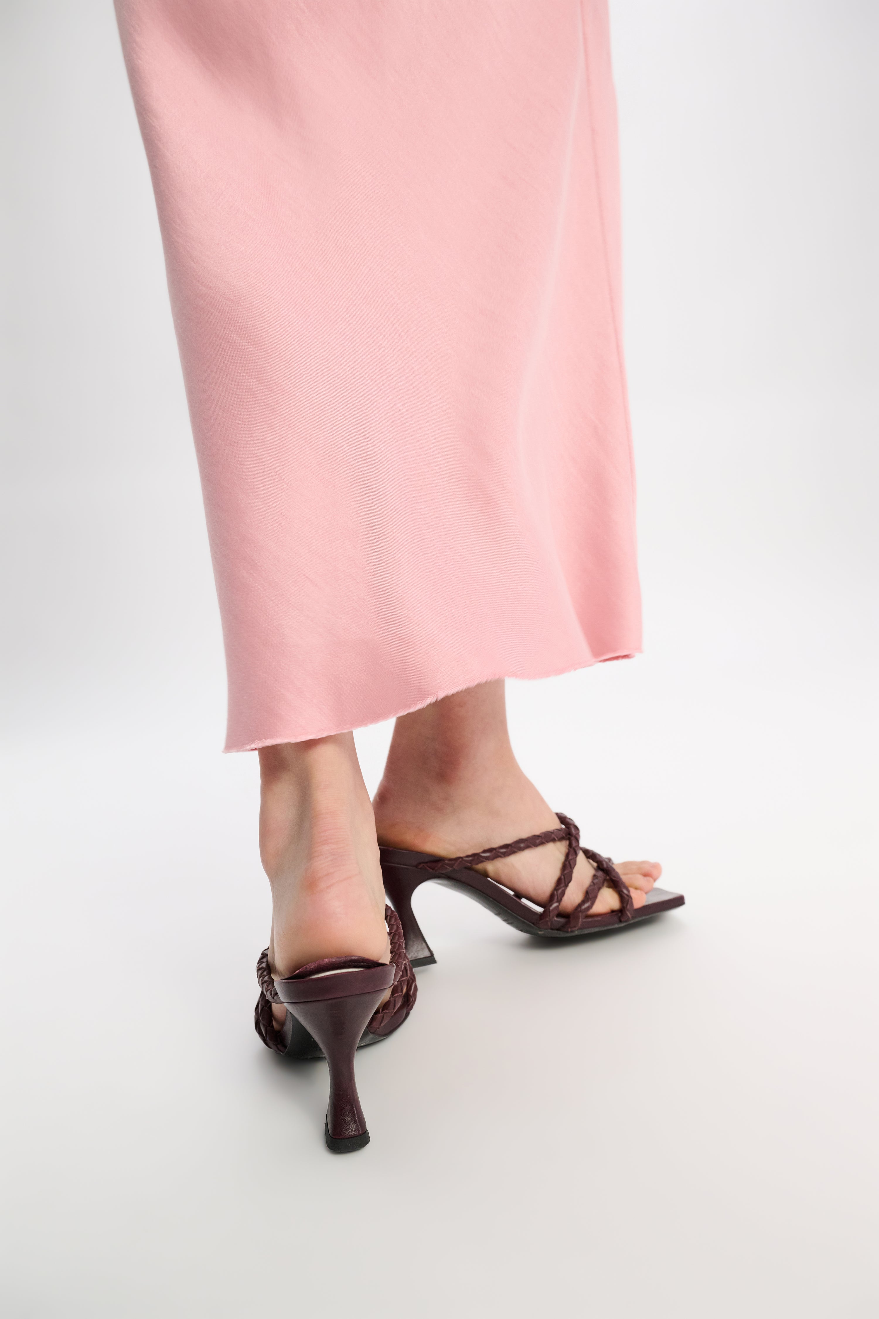 WOVEN ELEGANCE Cord heel sandal