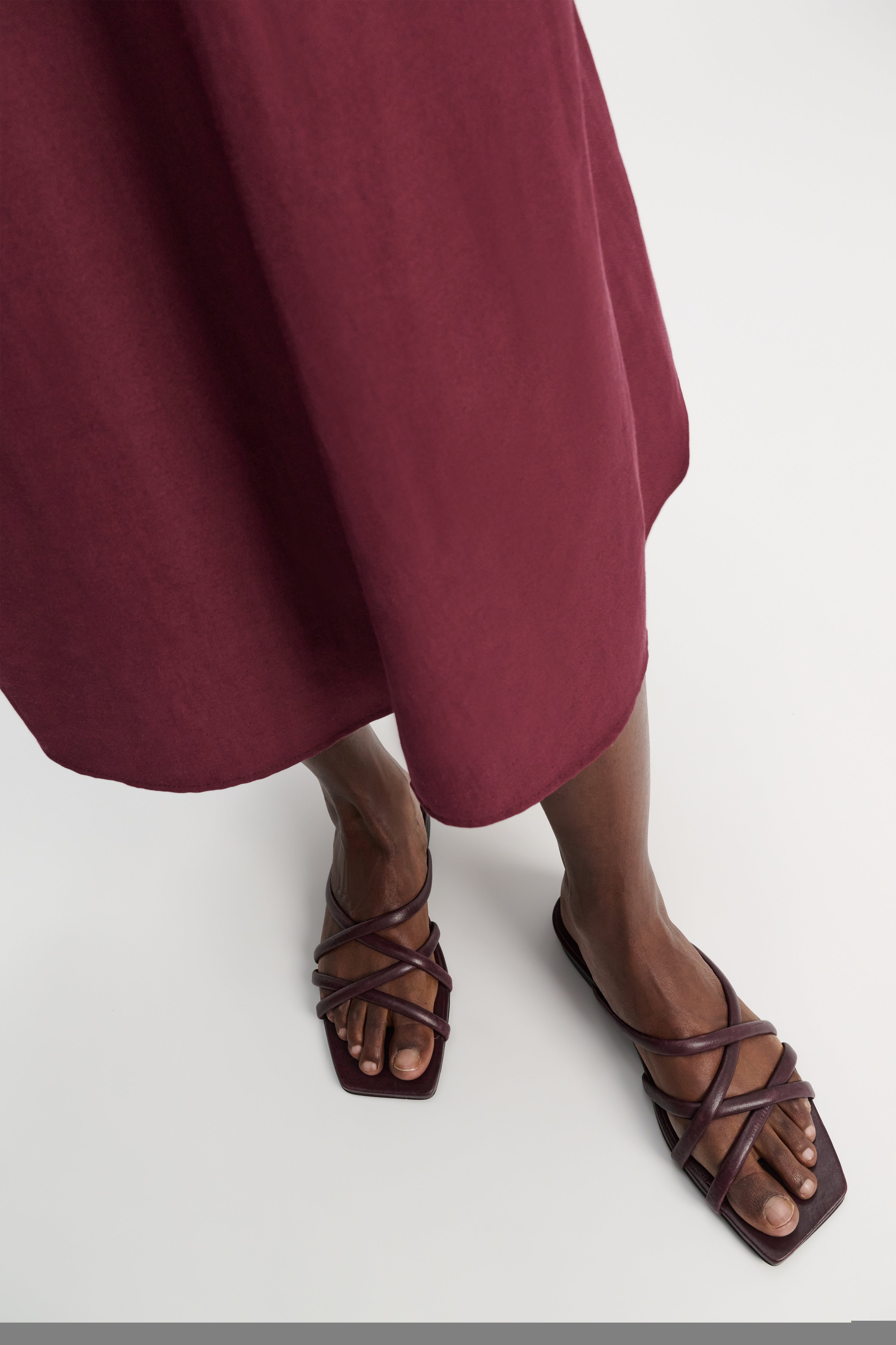 FLORAL STATEMENT flower sandal