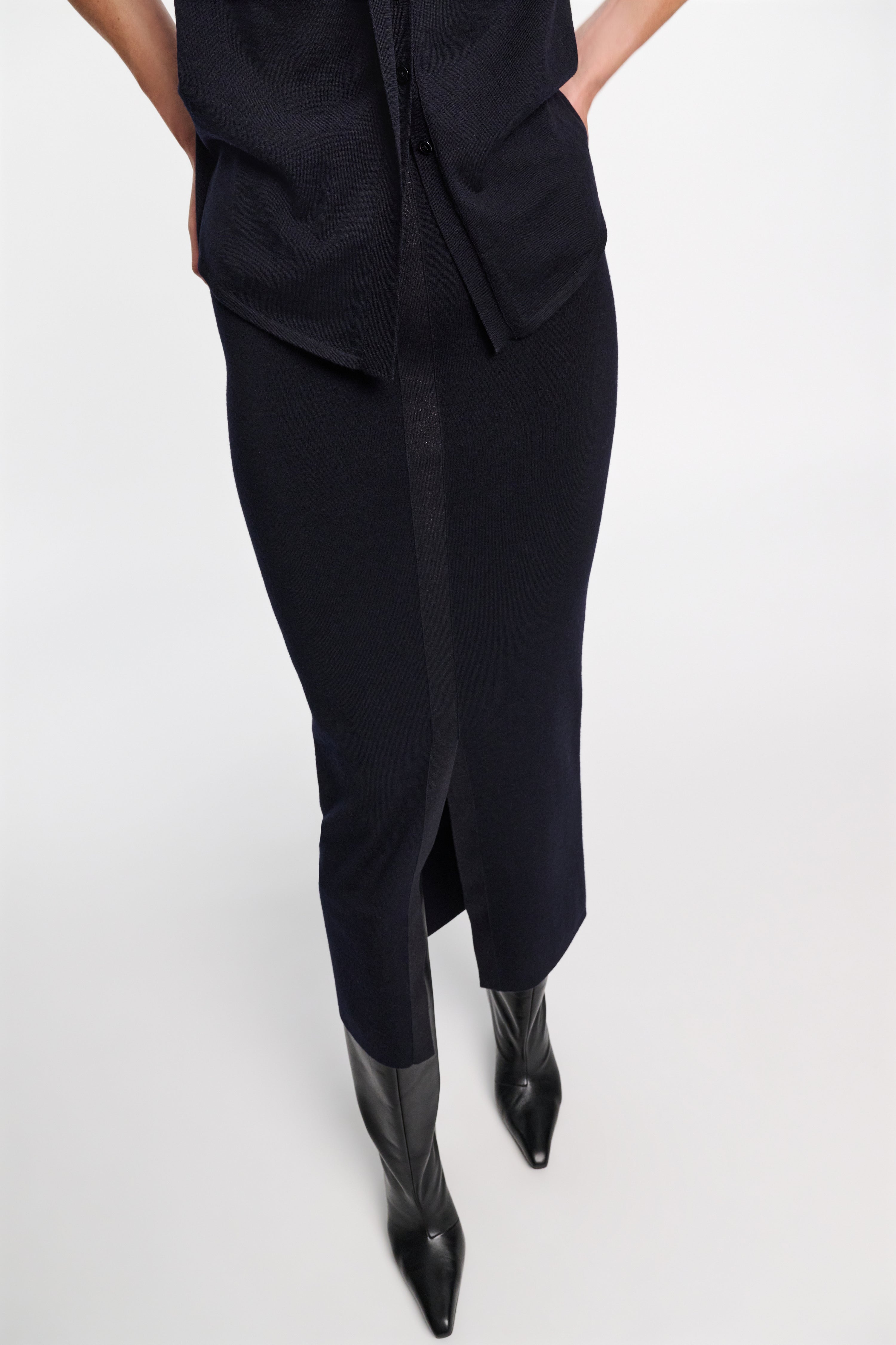 SHIMMERING MERINO skirt