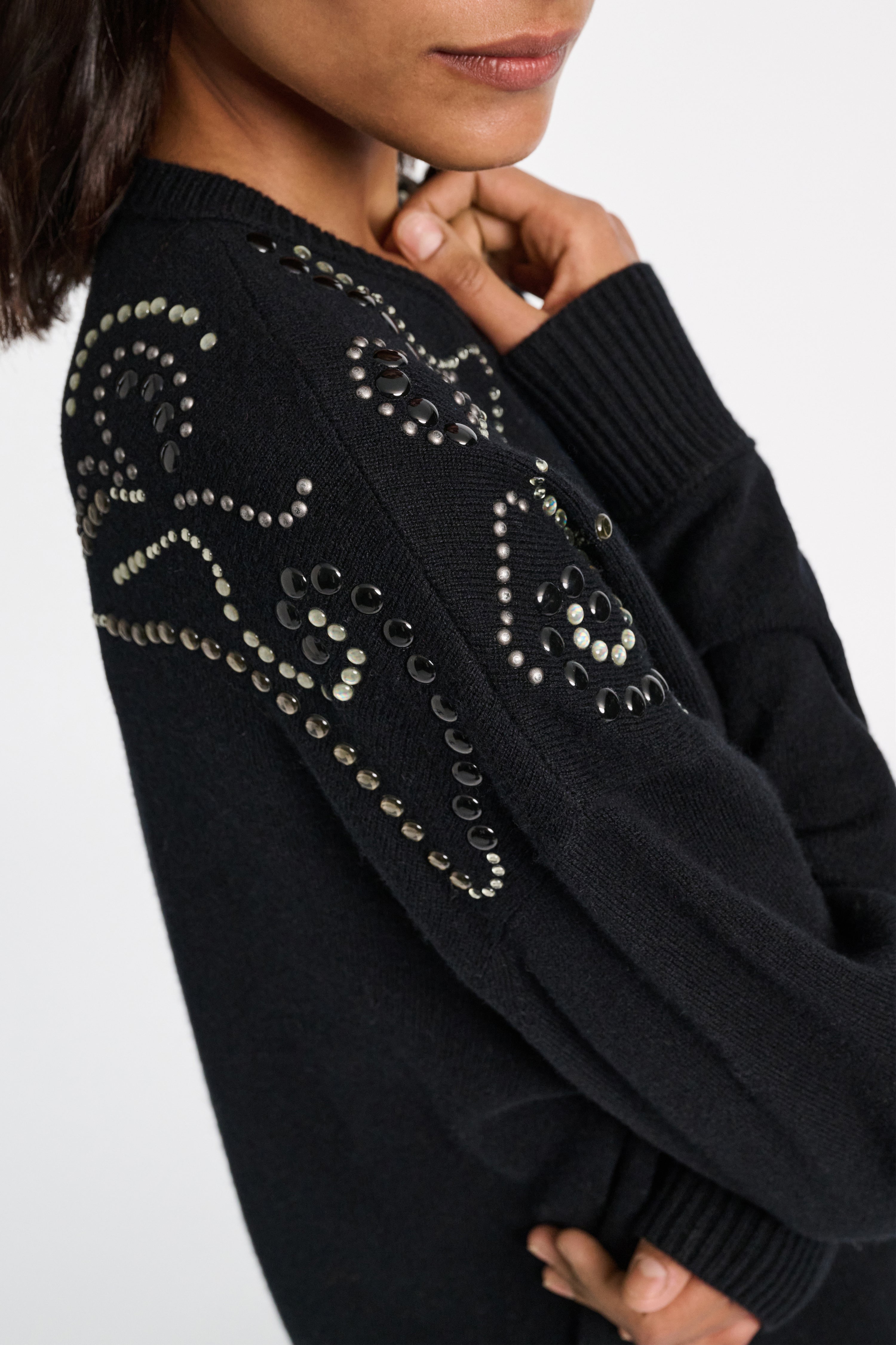 EMBELLISHED STATEMENTS pullover