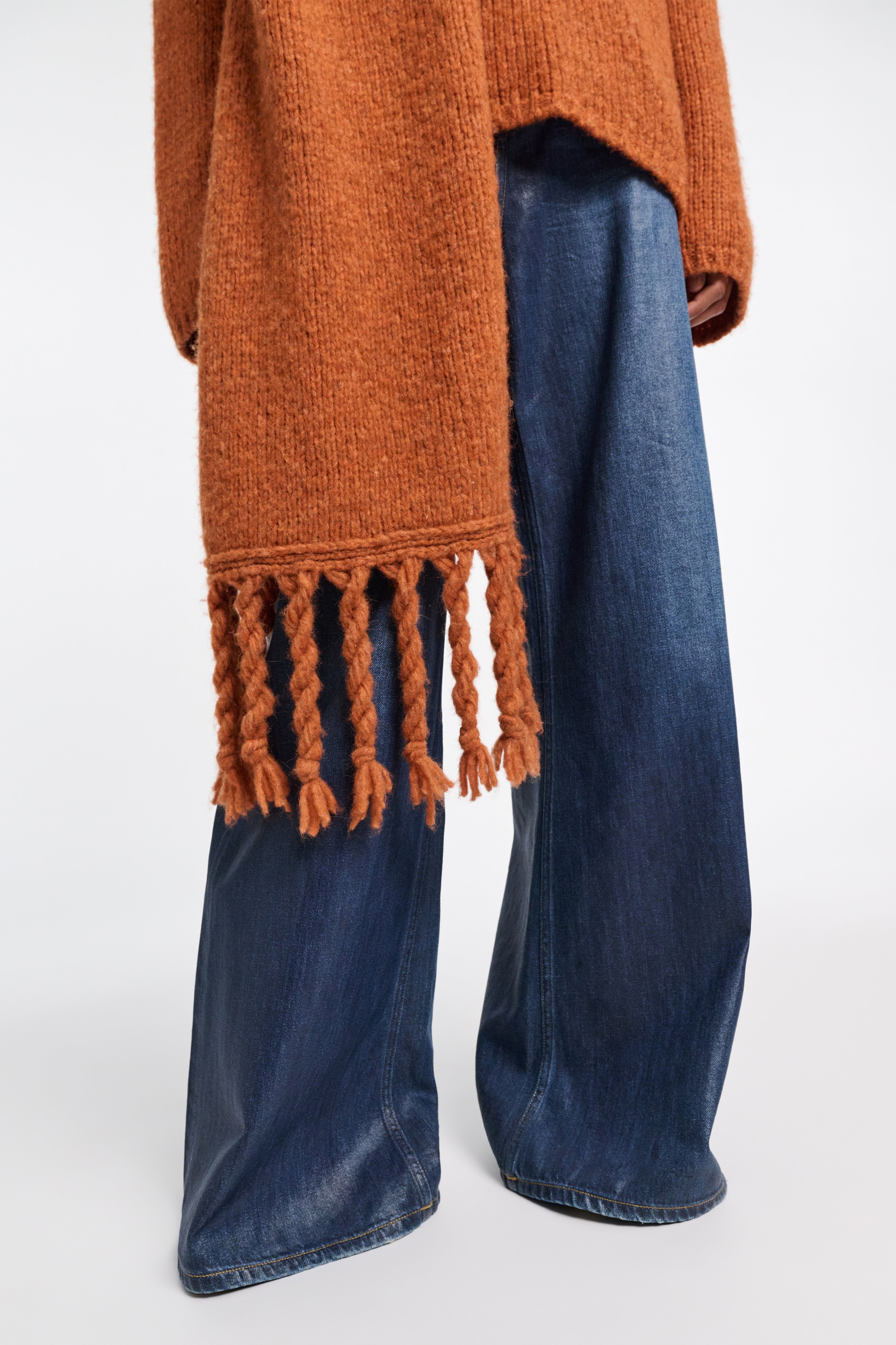 SOFT HAPPINESS scarf