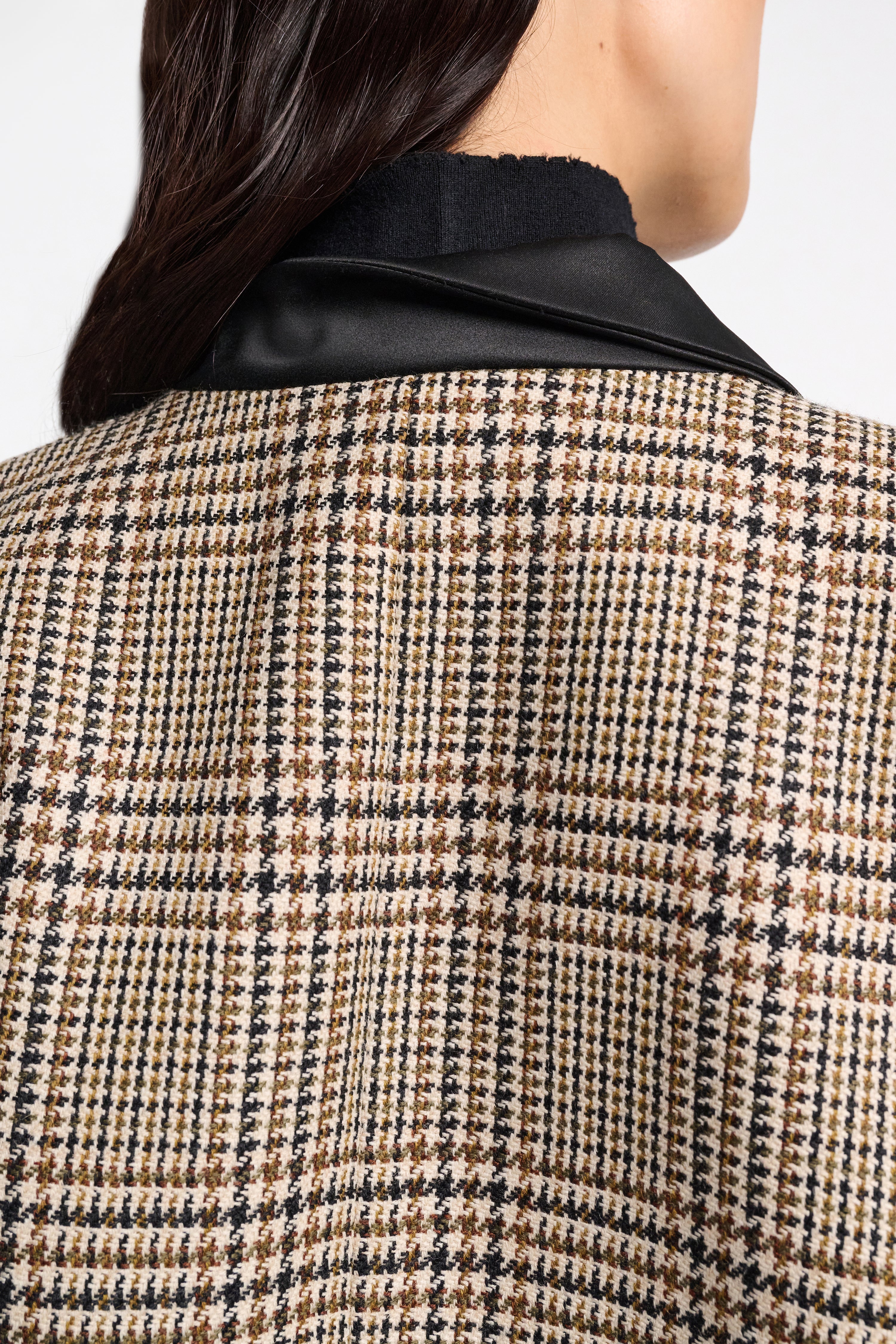 GRAPHIC ELEGANCE jacket