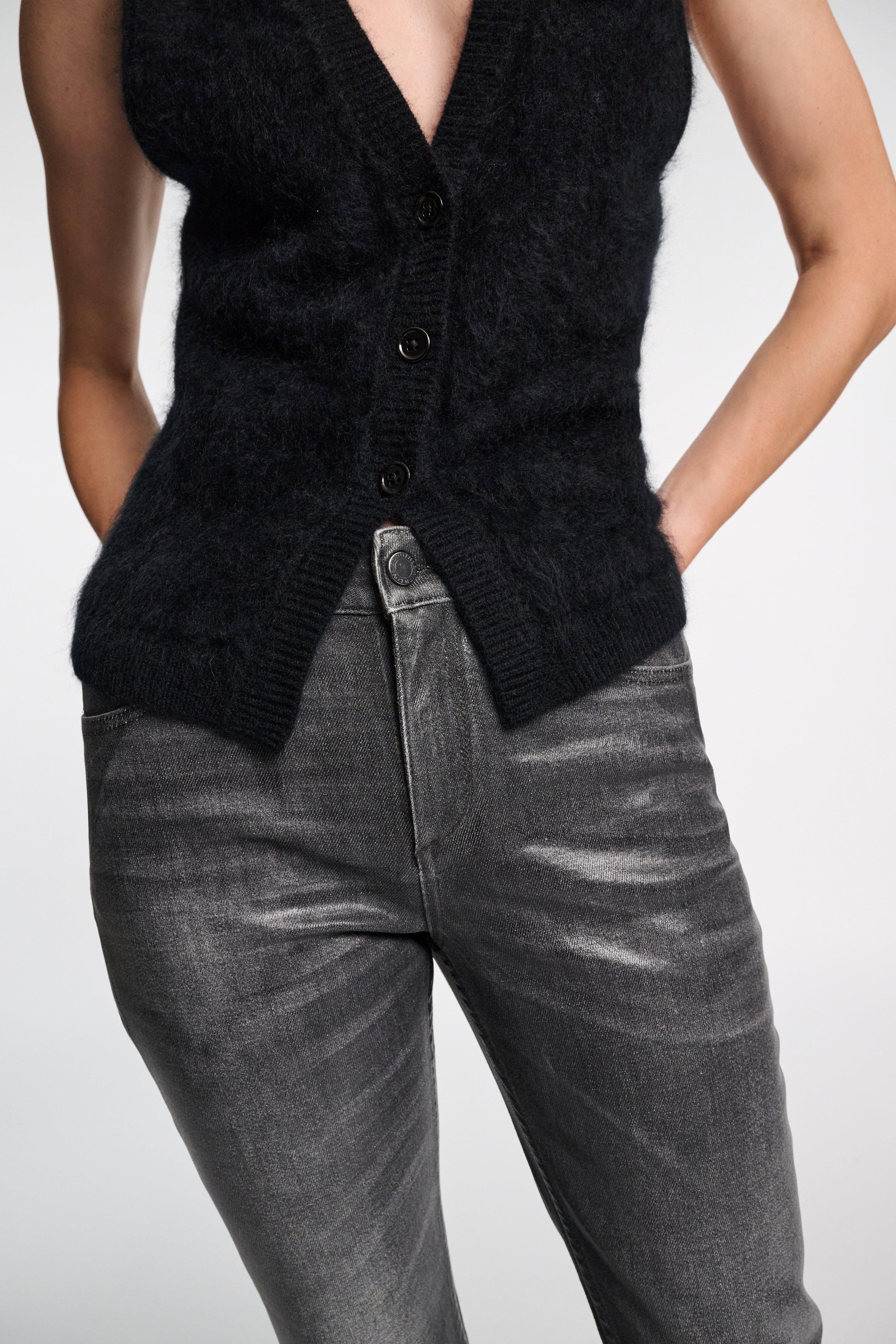 DENIM ATTRACTION pants