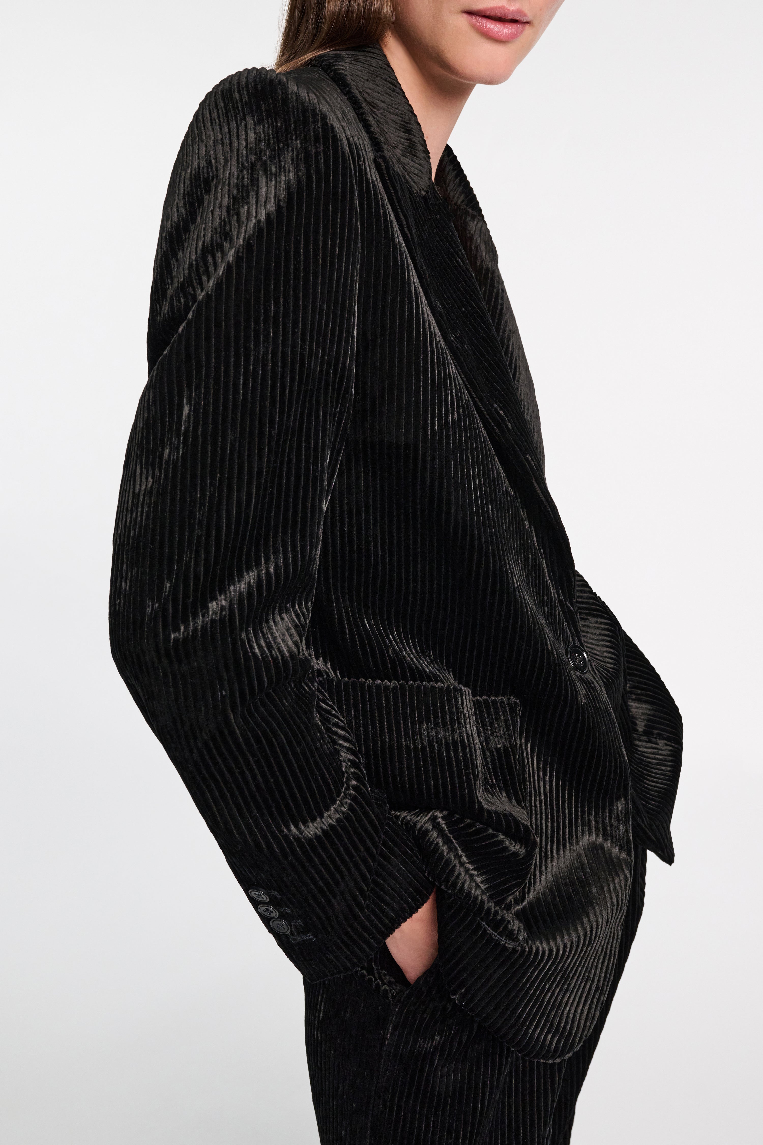 MODERN STRUCTURE jacket