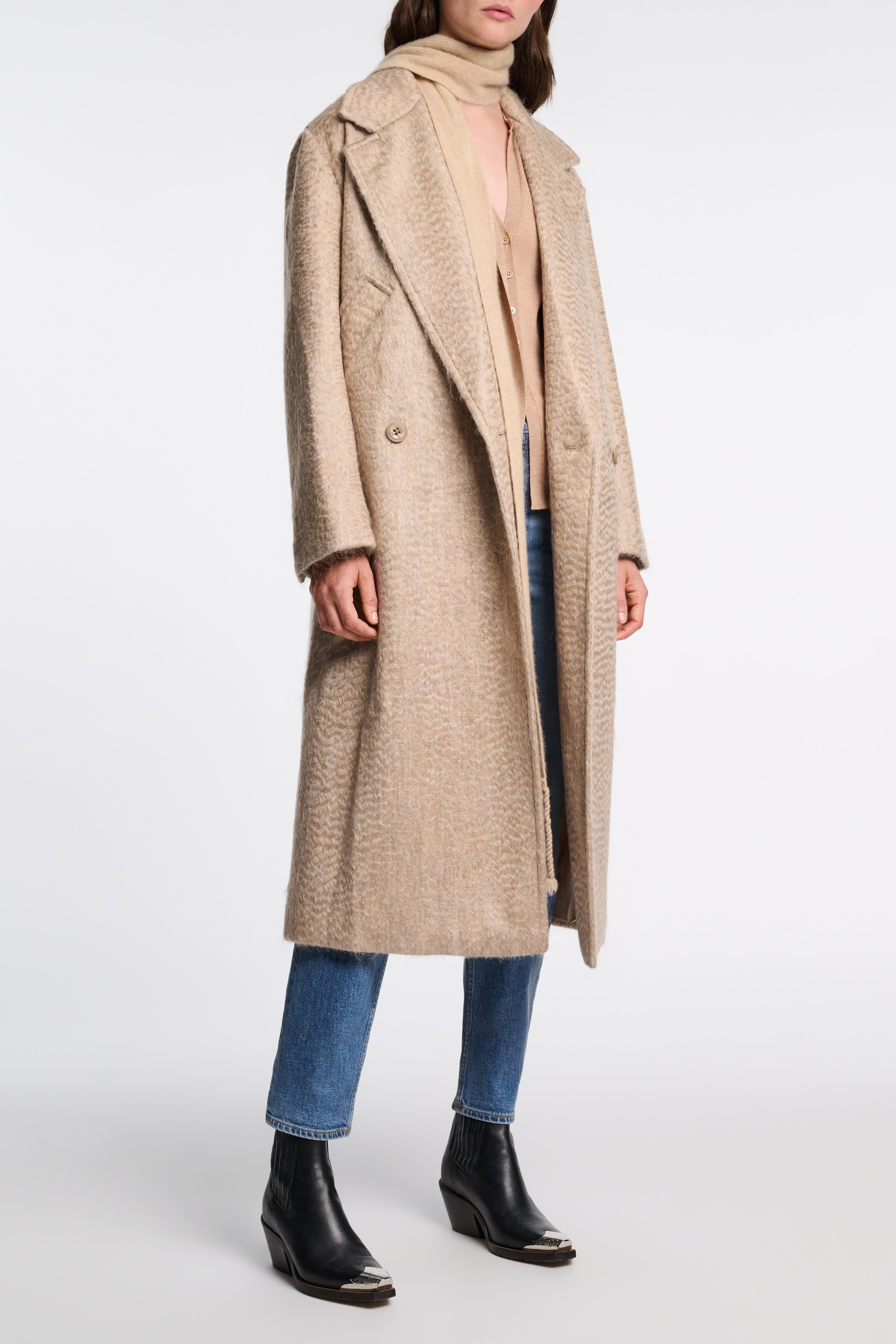 URBAN ATTRACTION coat